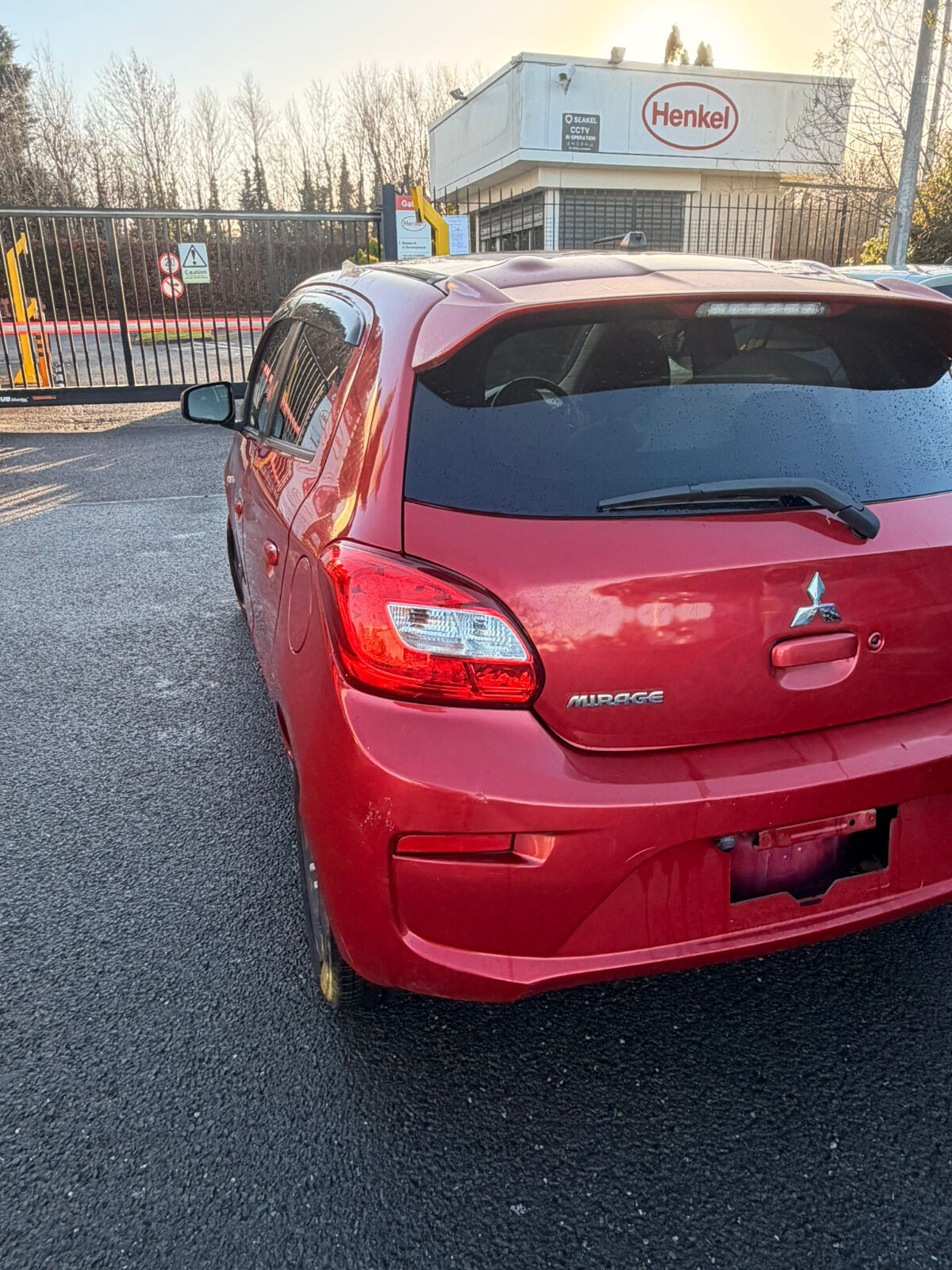 MITSUBISHI MIRAGE 2016 RED - Image 2