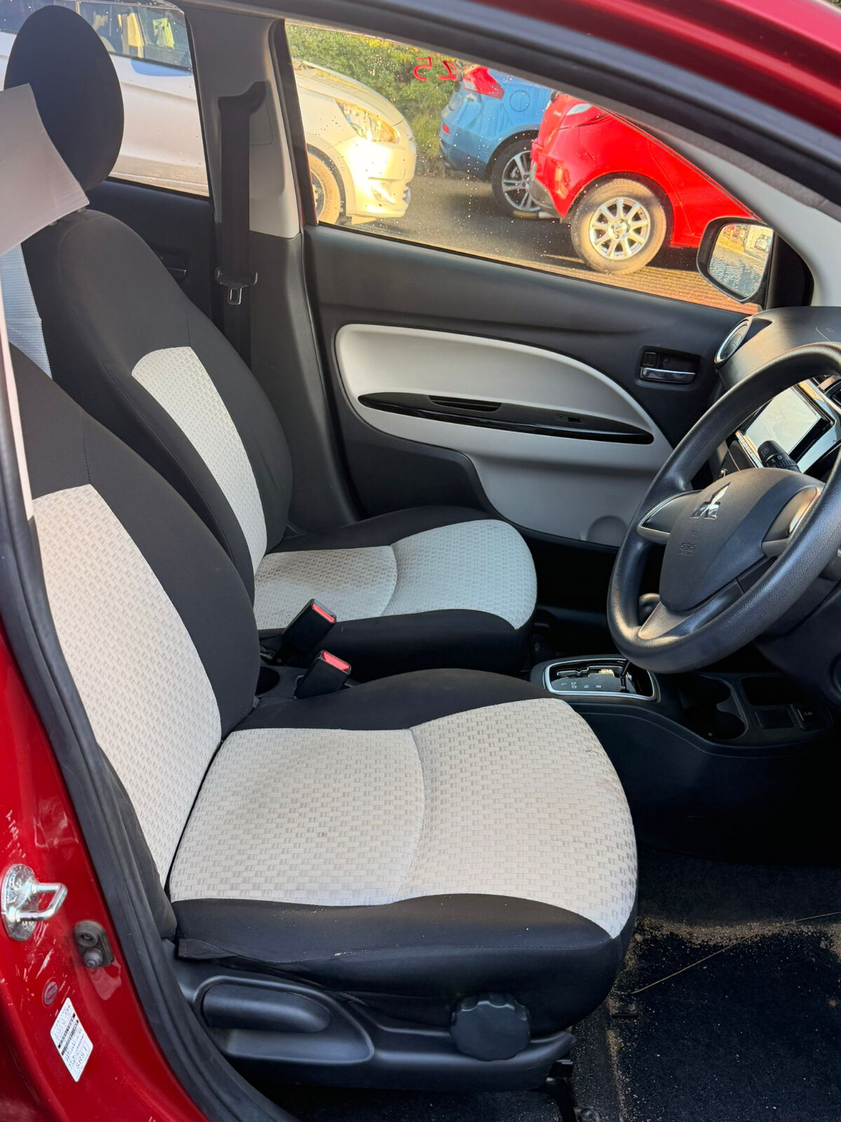 MITSUBISHI MIRAGE 2016 RED - Image 8
