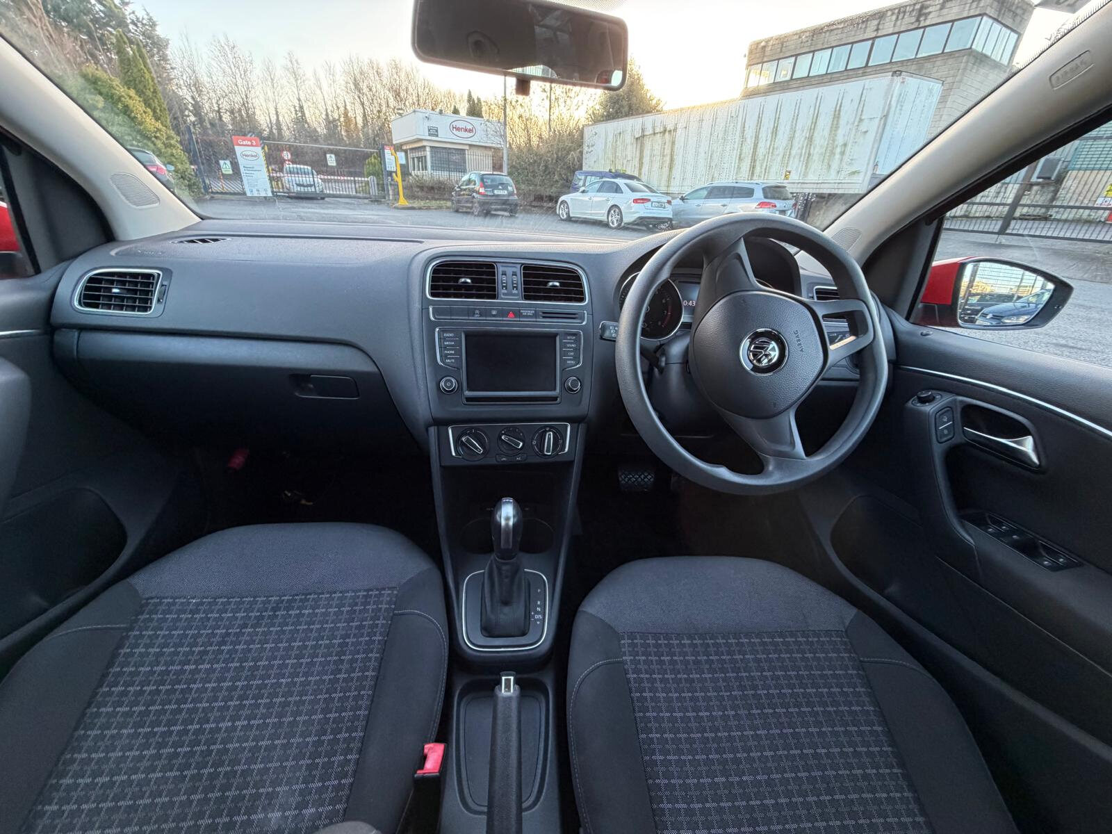 Volkswagen Polo 2017 1.2 TSI - Image 11