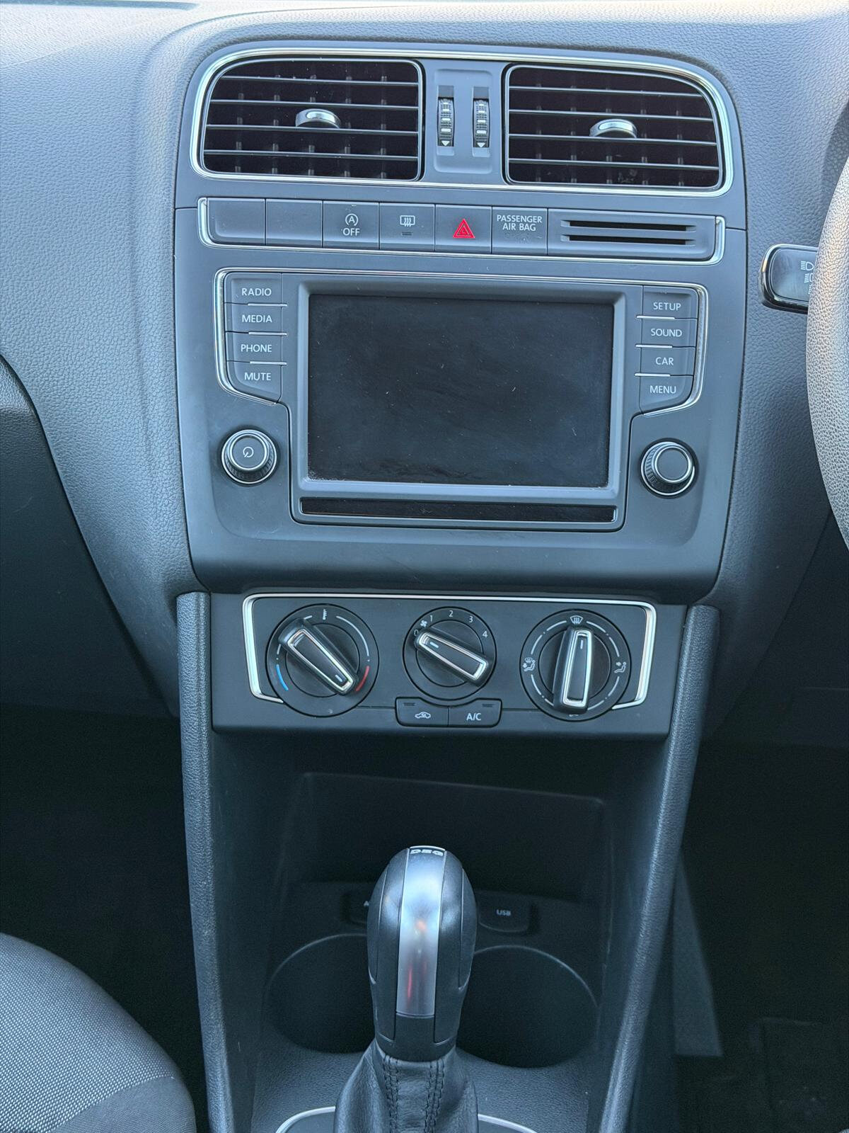 Volkswagen Polo 2017 1.2 TSI - Image 13