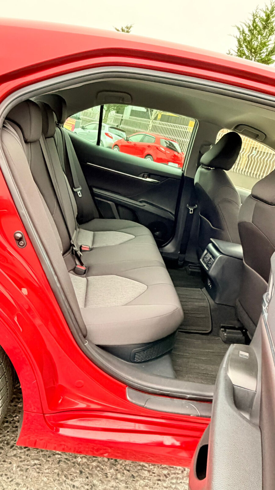 TOYOTA CAMRY HYBRID 2021 - Image 14