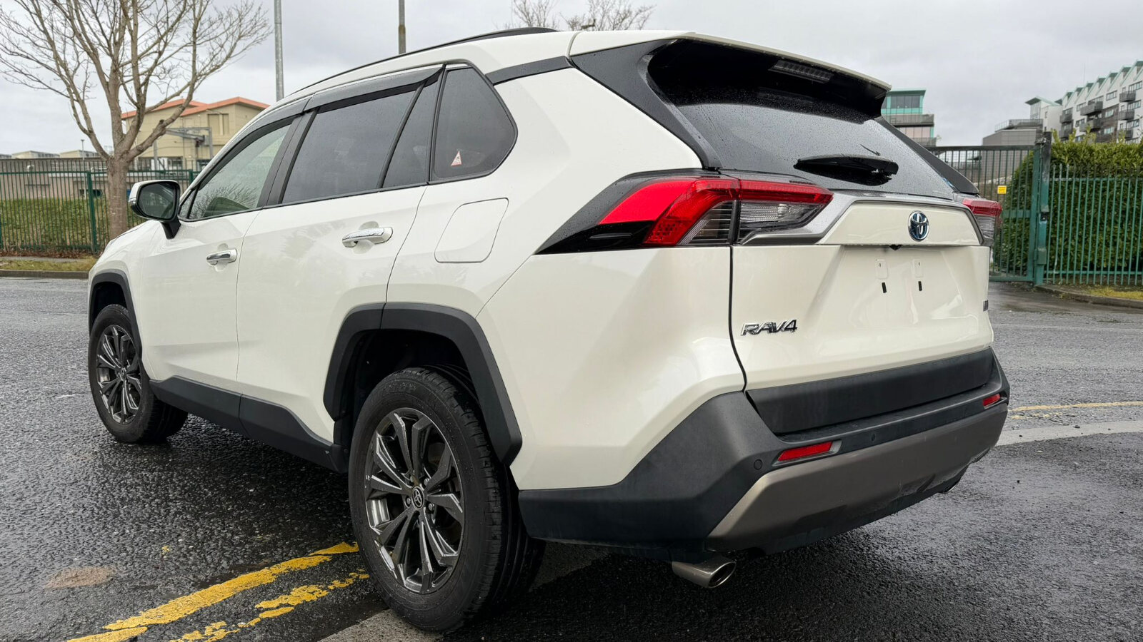 Toyota RAv4 2022 - Image 6