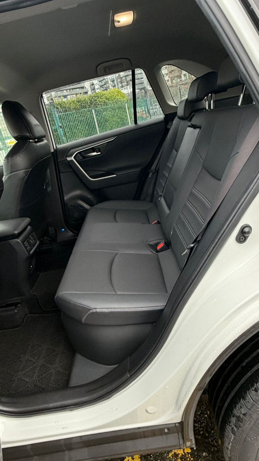 Toyota RAv4 2022 - Image 13