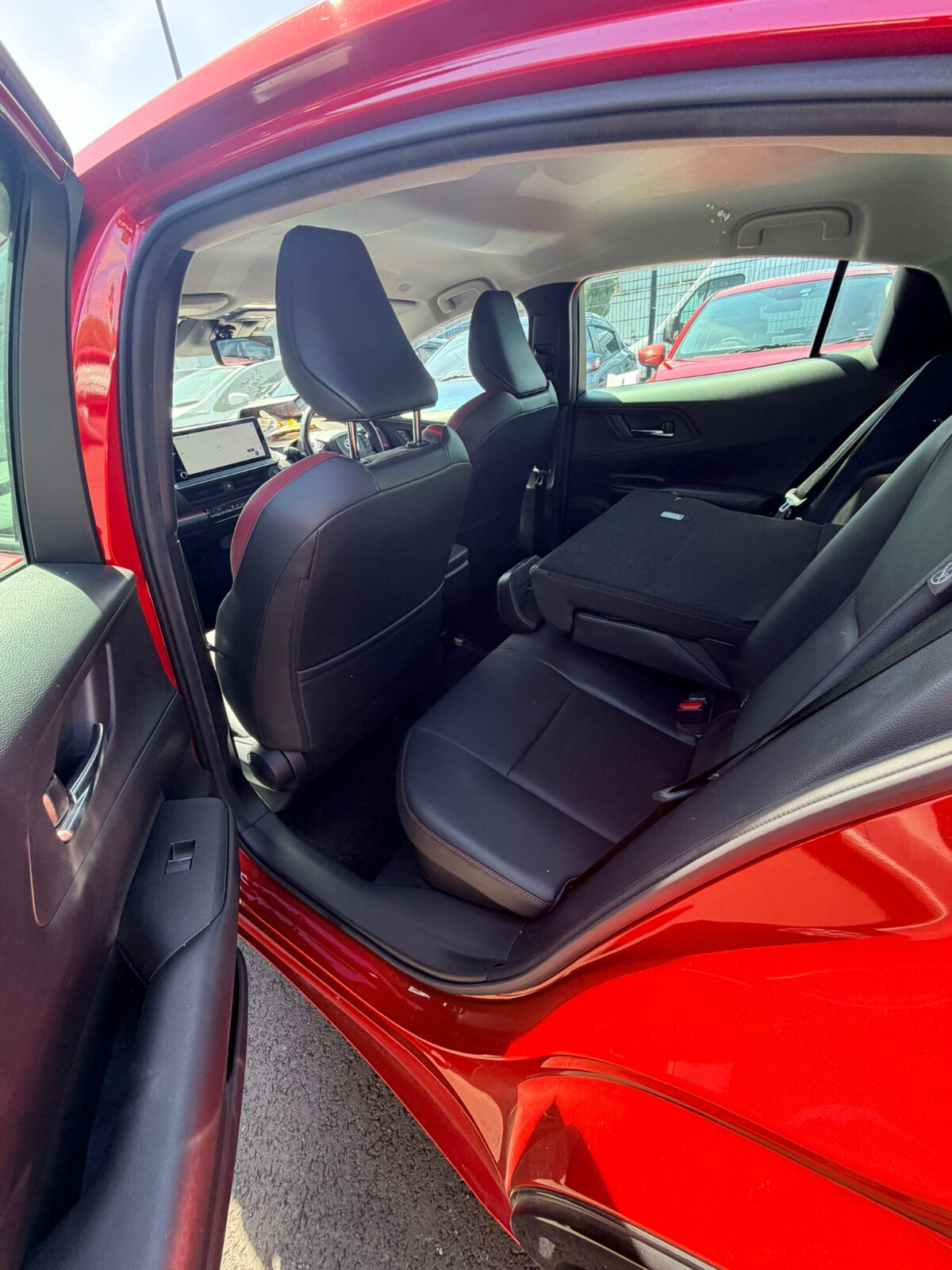 2023 Toyota Prius Z Pack Top Line - Image 13