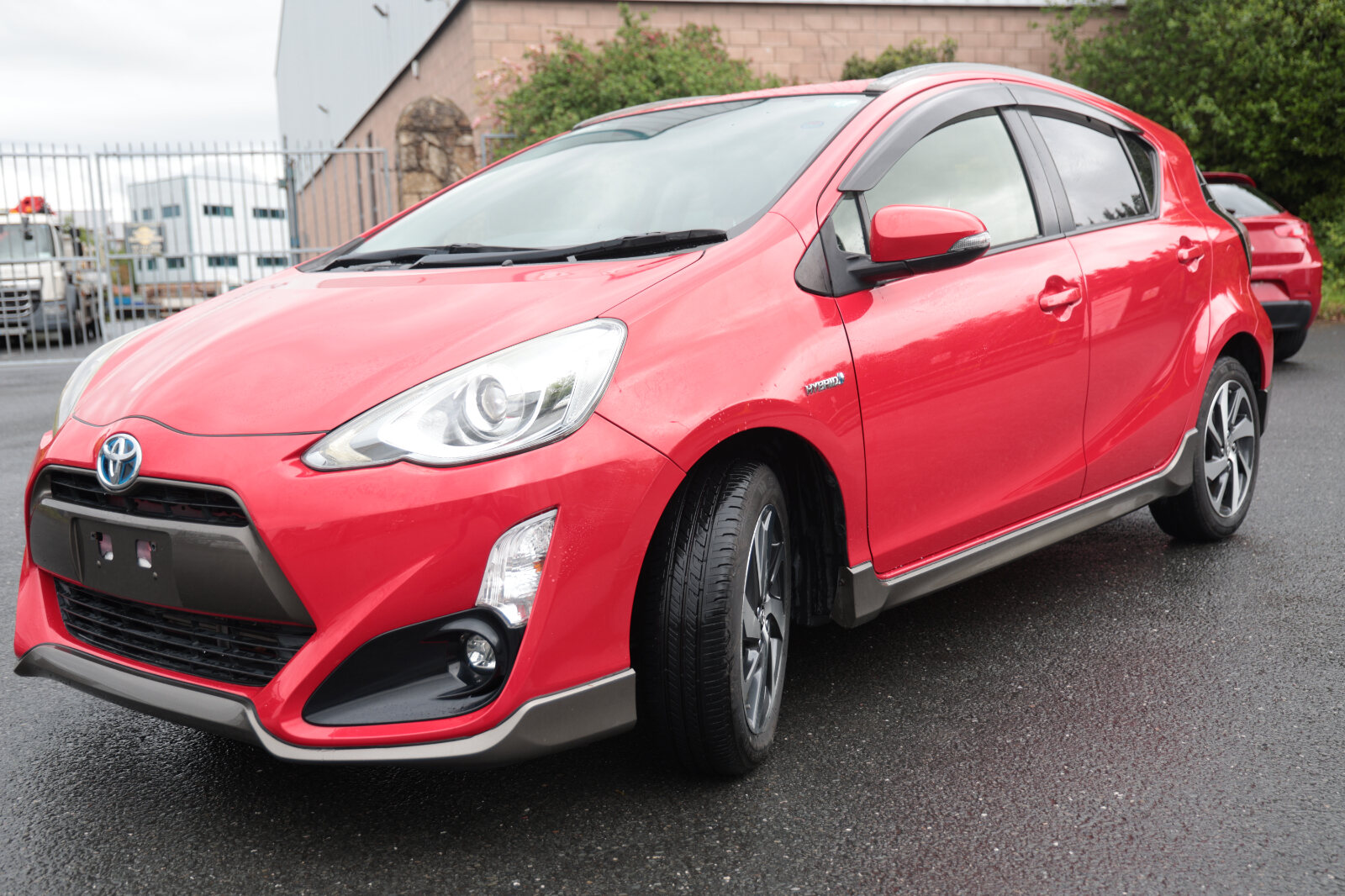 Toyota Aqua Red (URBAN) - Image 5