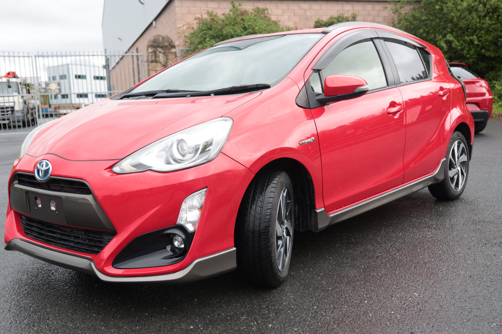 Toyota Aqua Red (URBAN) - Image 6