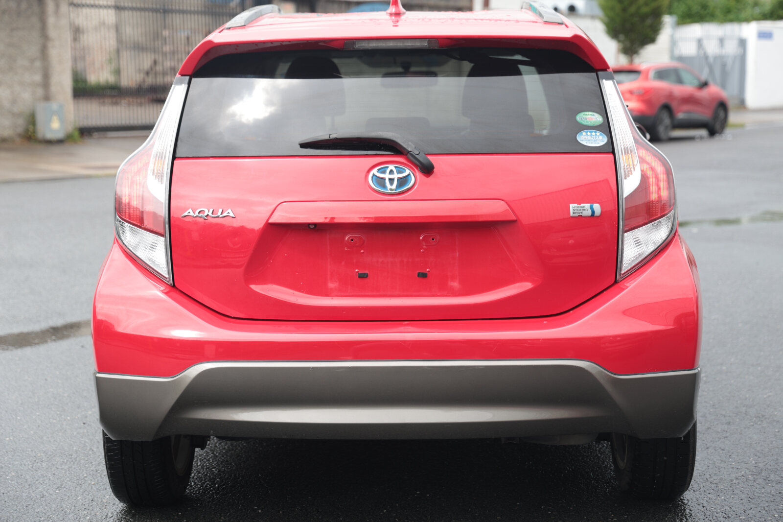 Toyota Aqua Red (URBAN) - Image 12