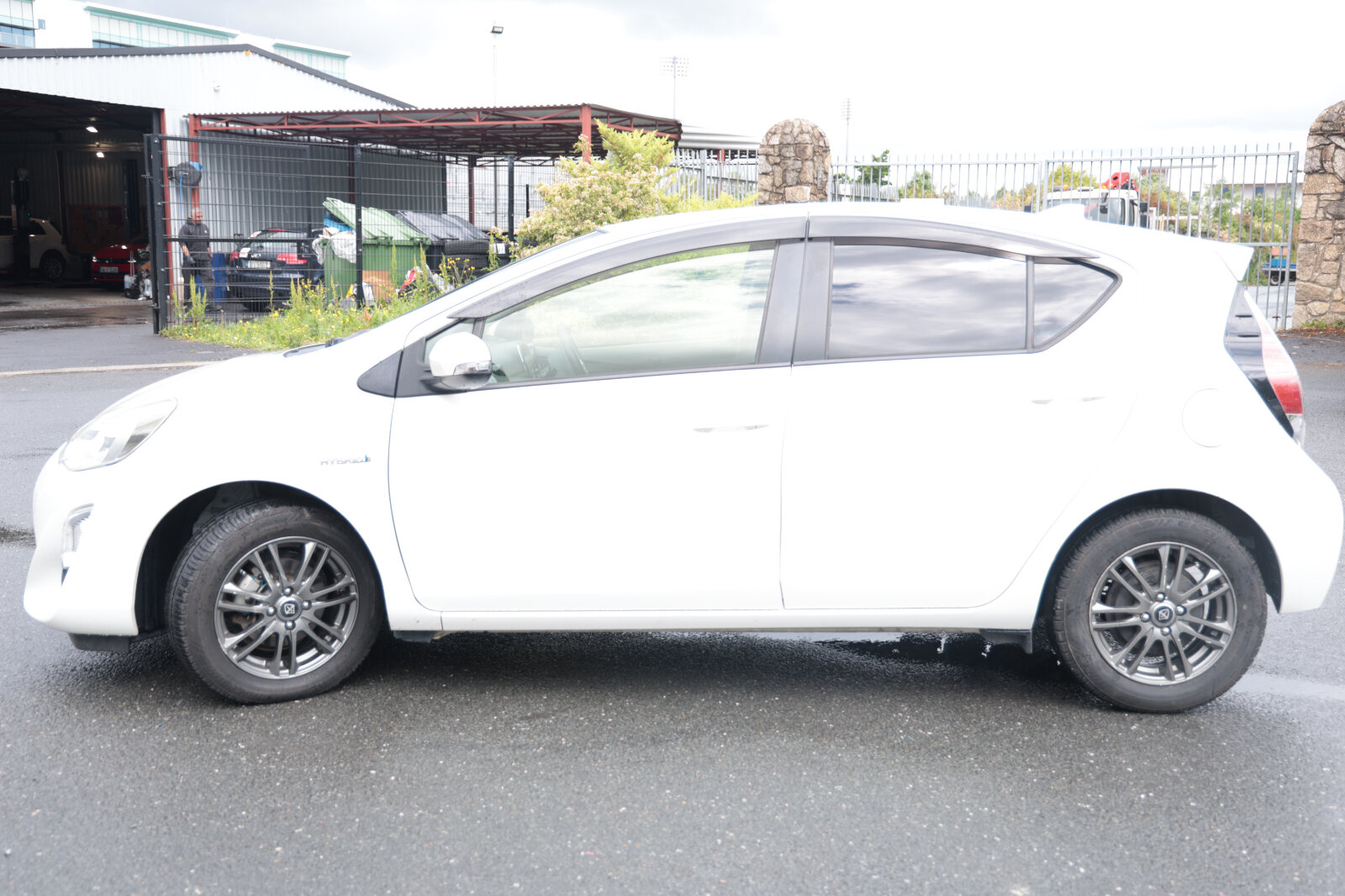 Toyota aqua White (URBAN) - Image 8