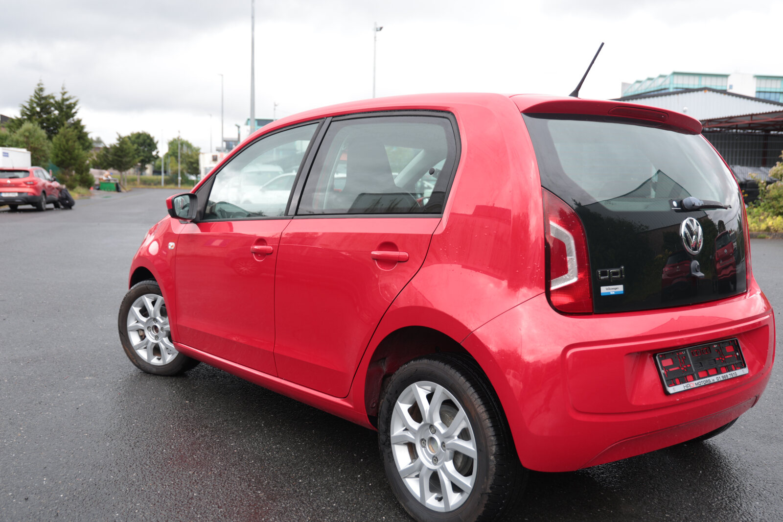 Volkswagen UP Red 2015 - Image 10