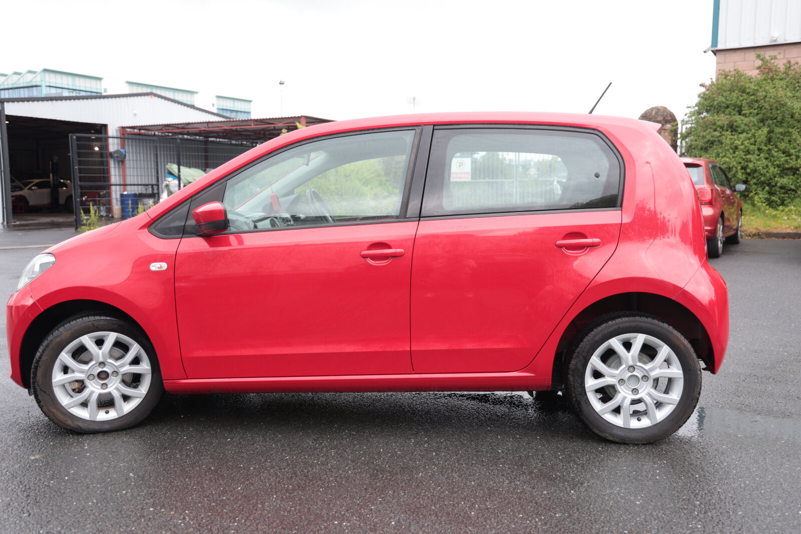 Volkswagen UP Red 2015 - Image 7