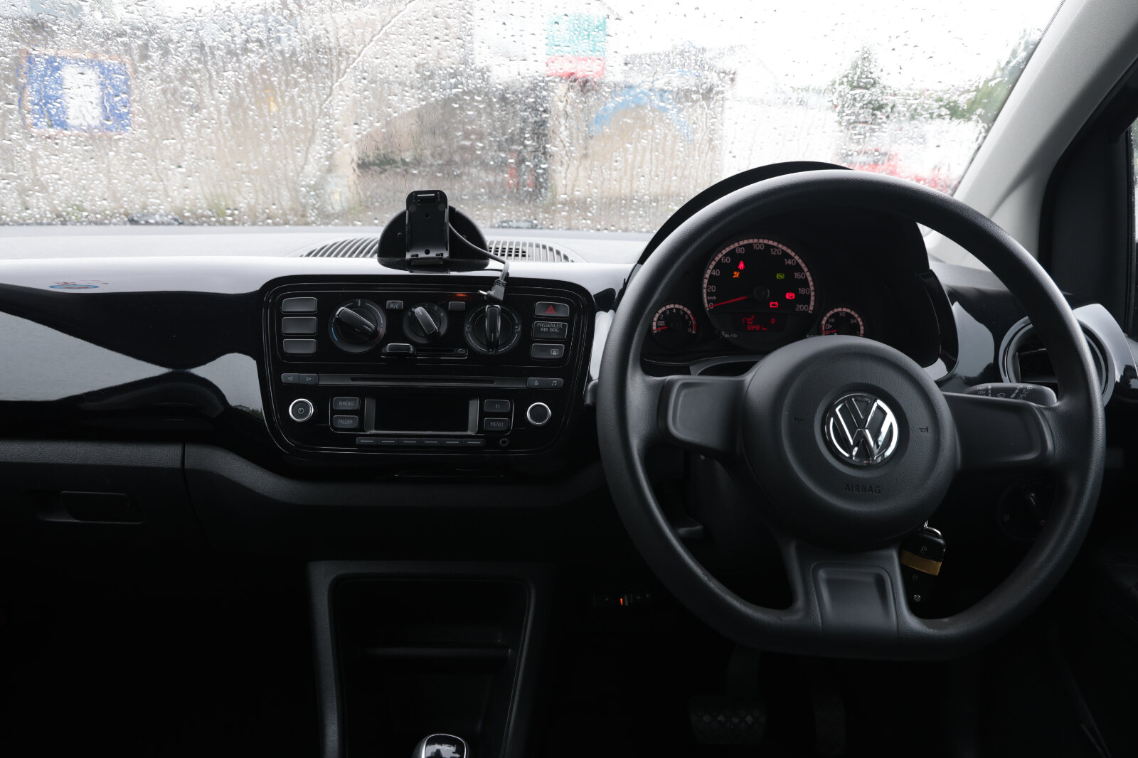 Volkswagen UP Black 2013 - Image 27