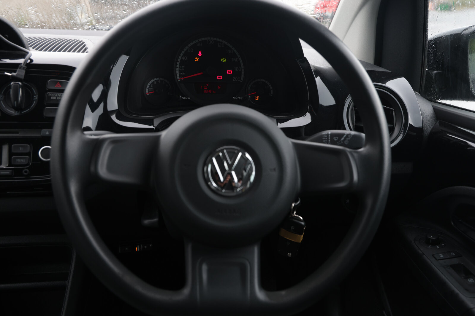 Volkswagen UP Black 2013 - Image 34