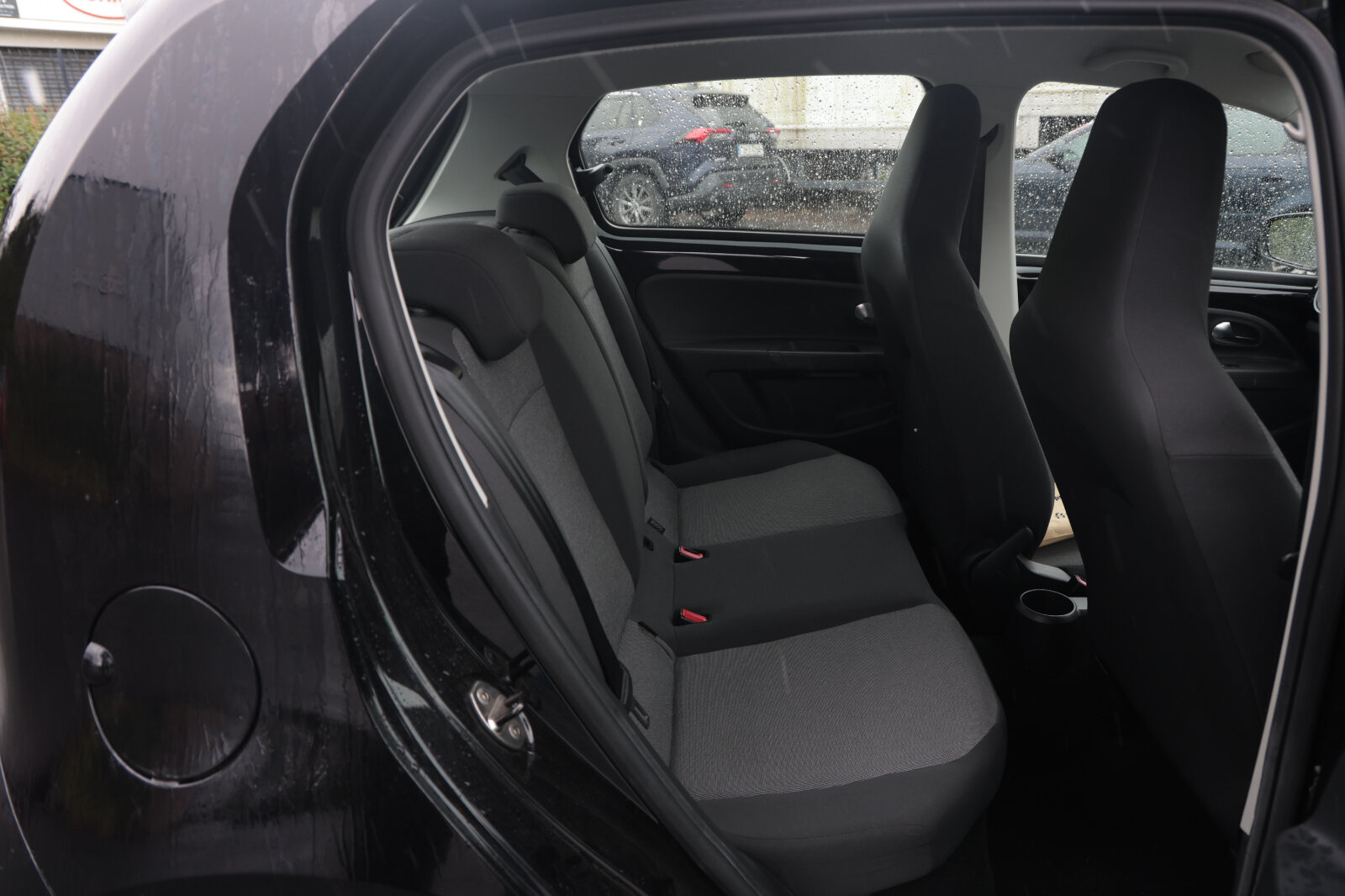 Volkswagen UP Black 2013 - Image 37