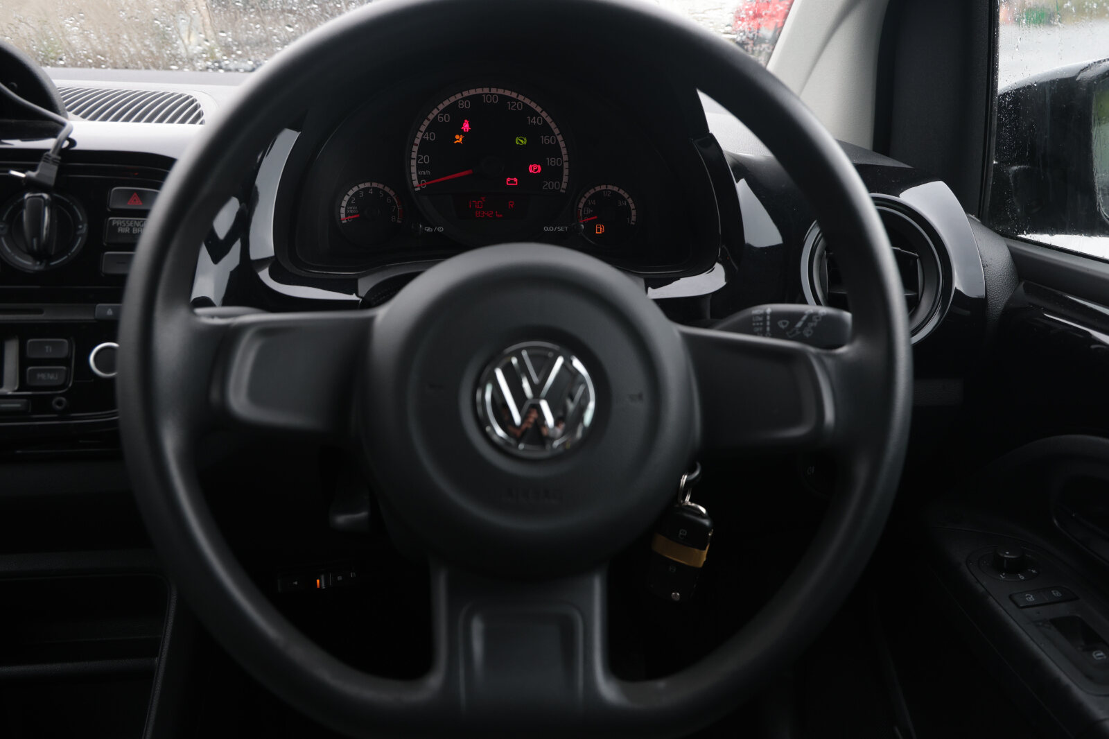 Volkswagen UP Black 2013 - Image 33