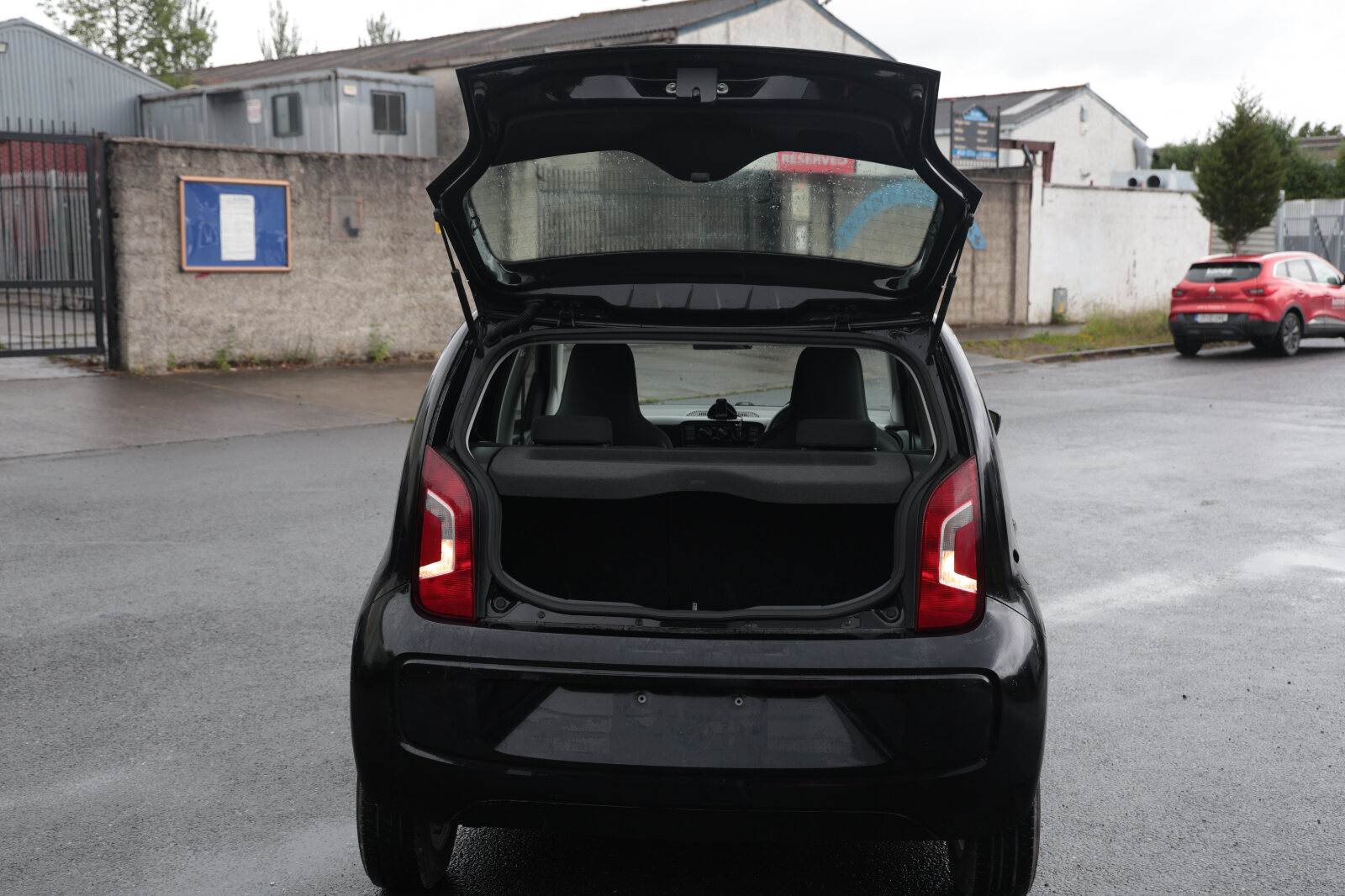 Volkswagen UP Black 2013 - Image 15
