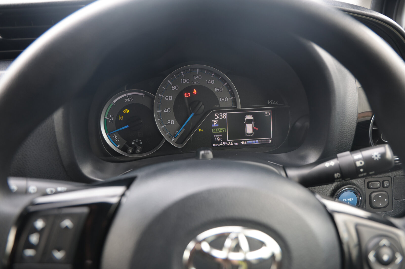 Toyota Vitz Blue - Image 39