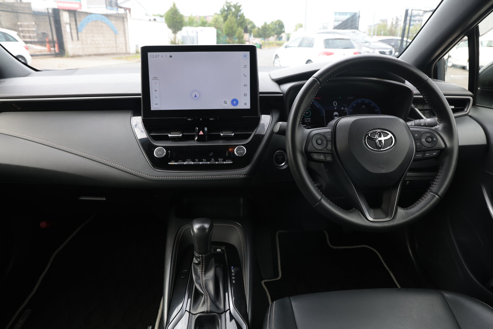 Toyota Corolla Grey - Image 23