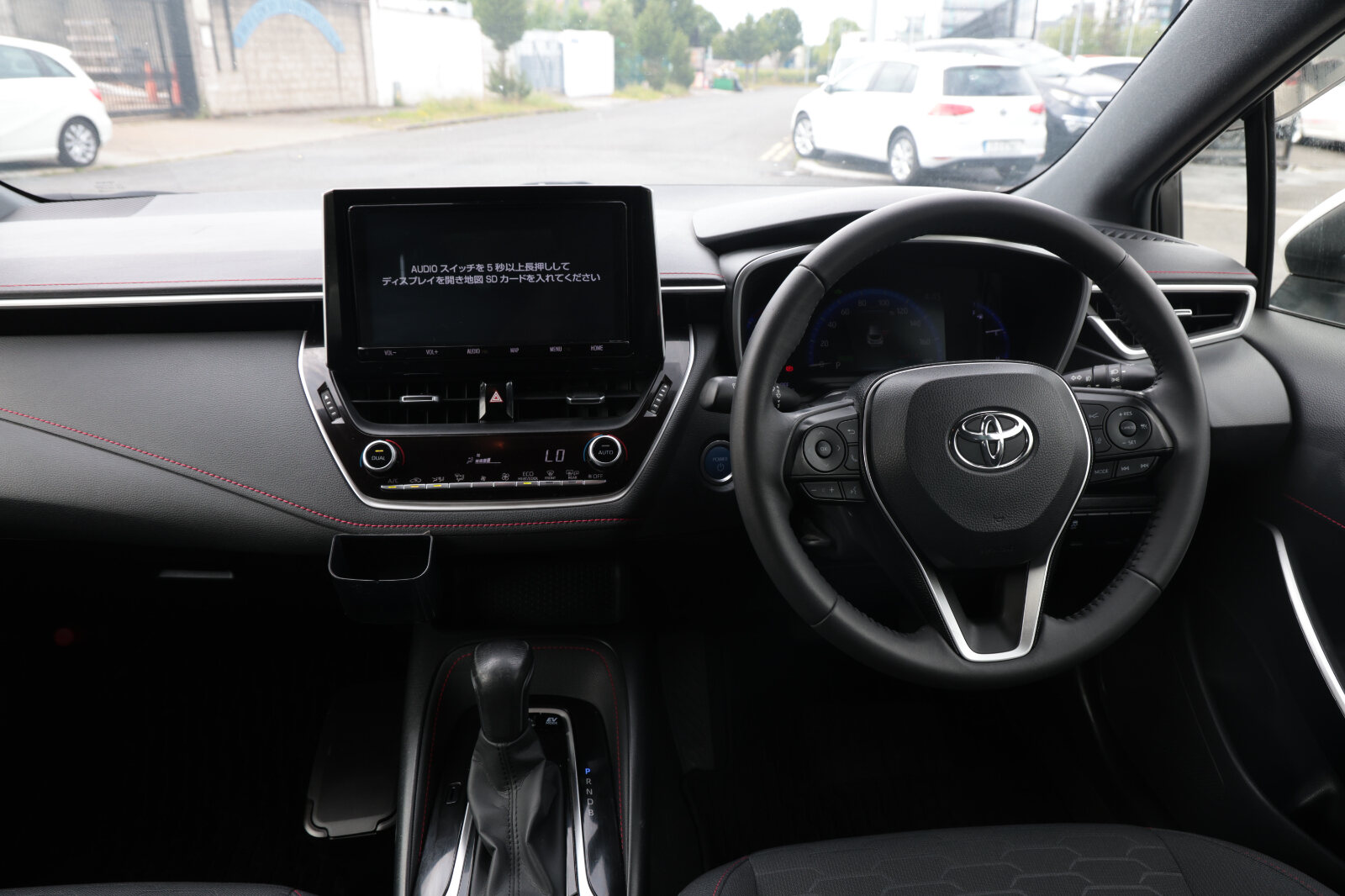 Toyota Corolla White - Image 15