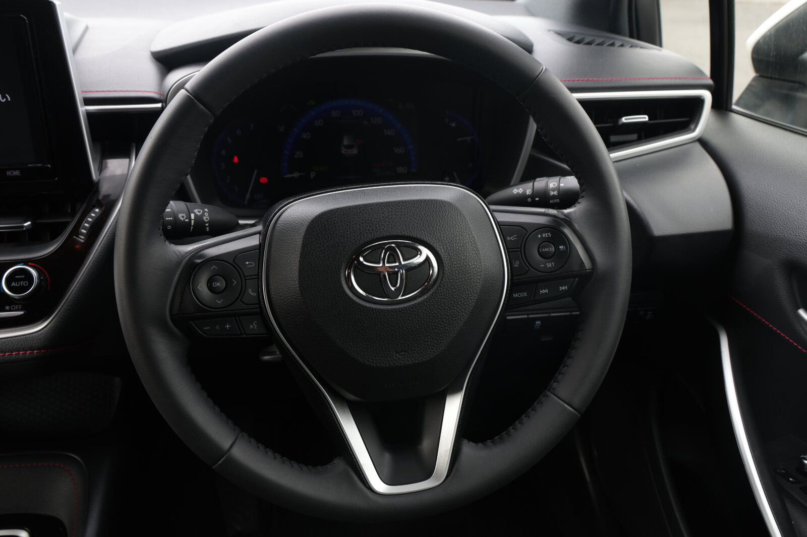 Toyota Corolla White - Image 20