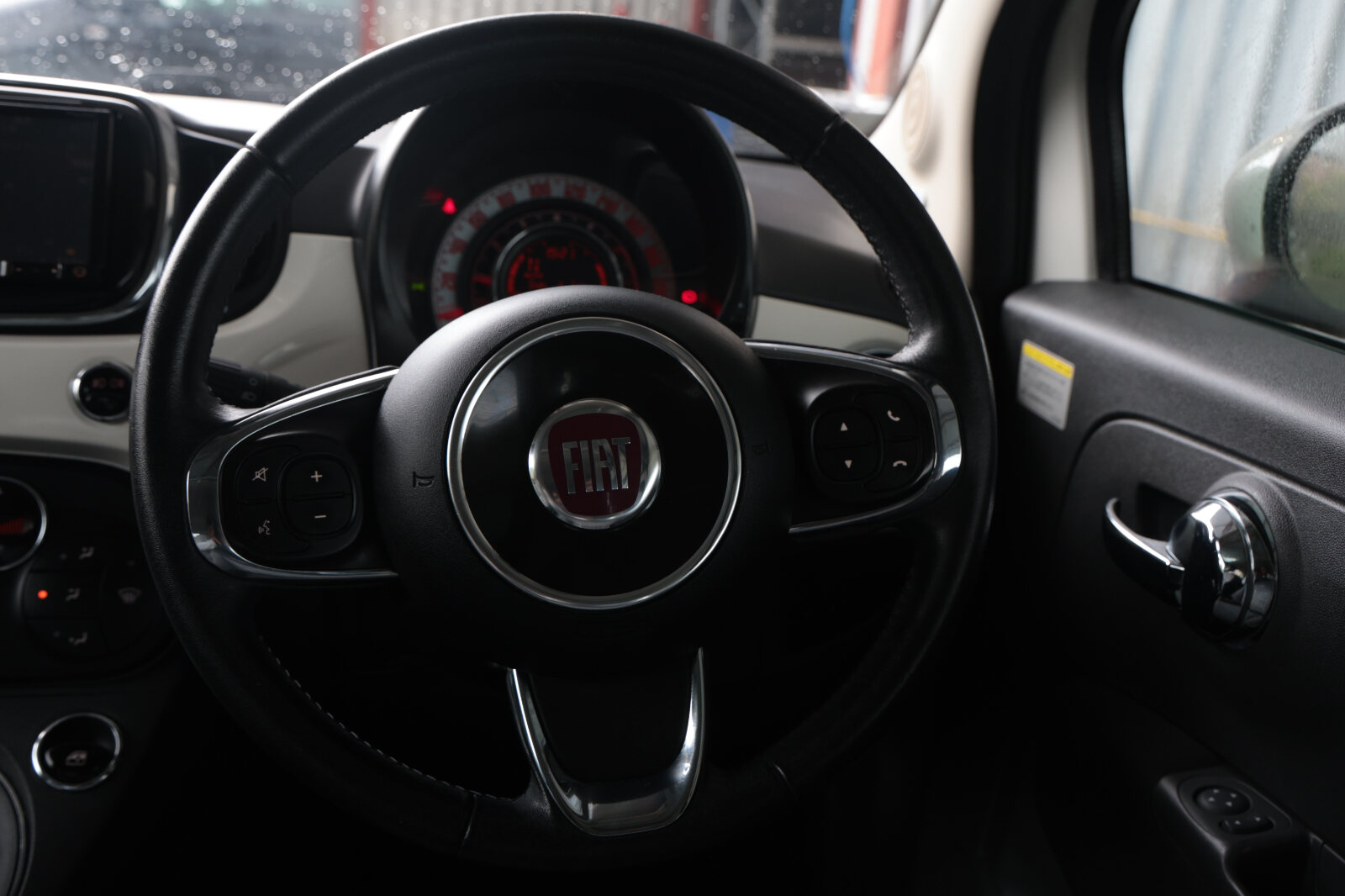 Fiat 500 White - Image 28