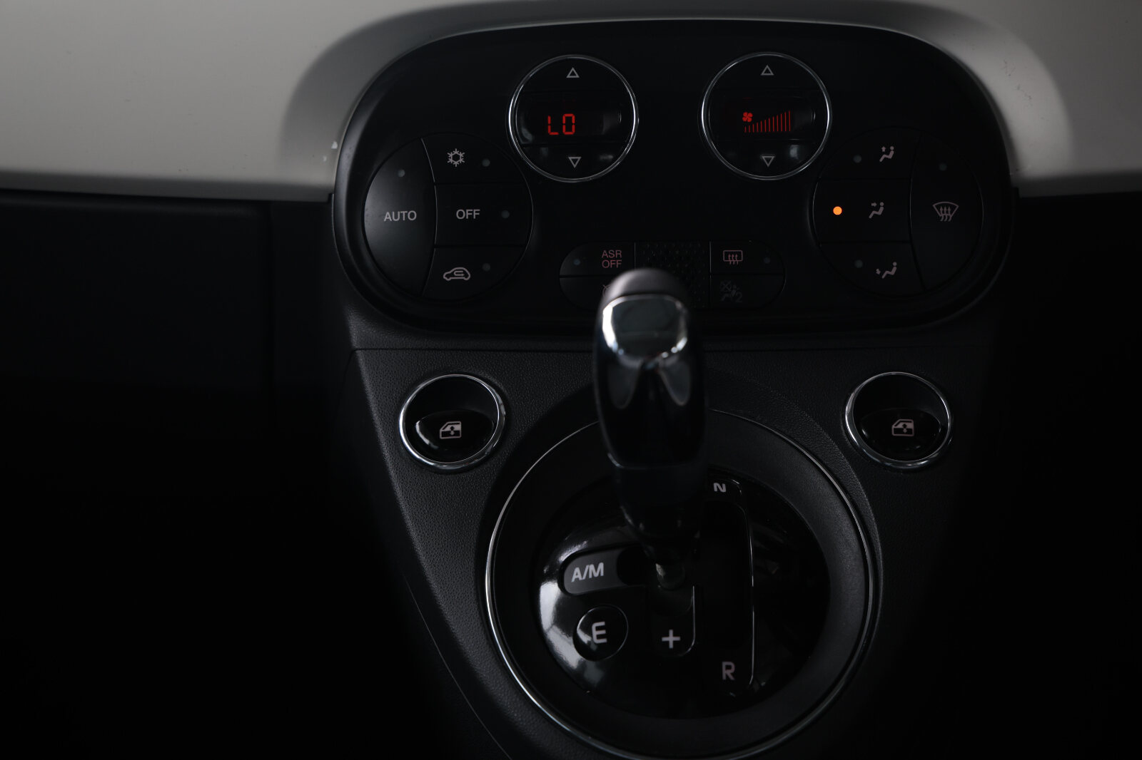 Fiat 500 White - Image 27
