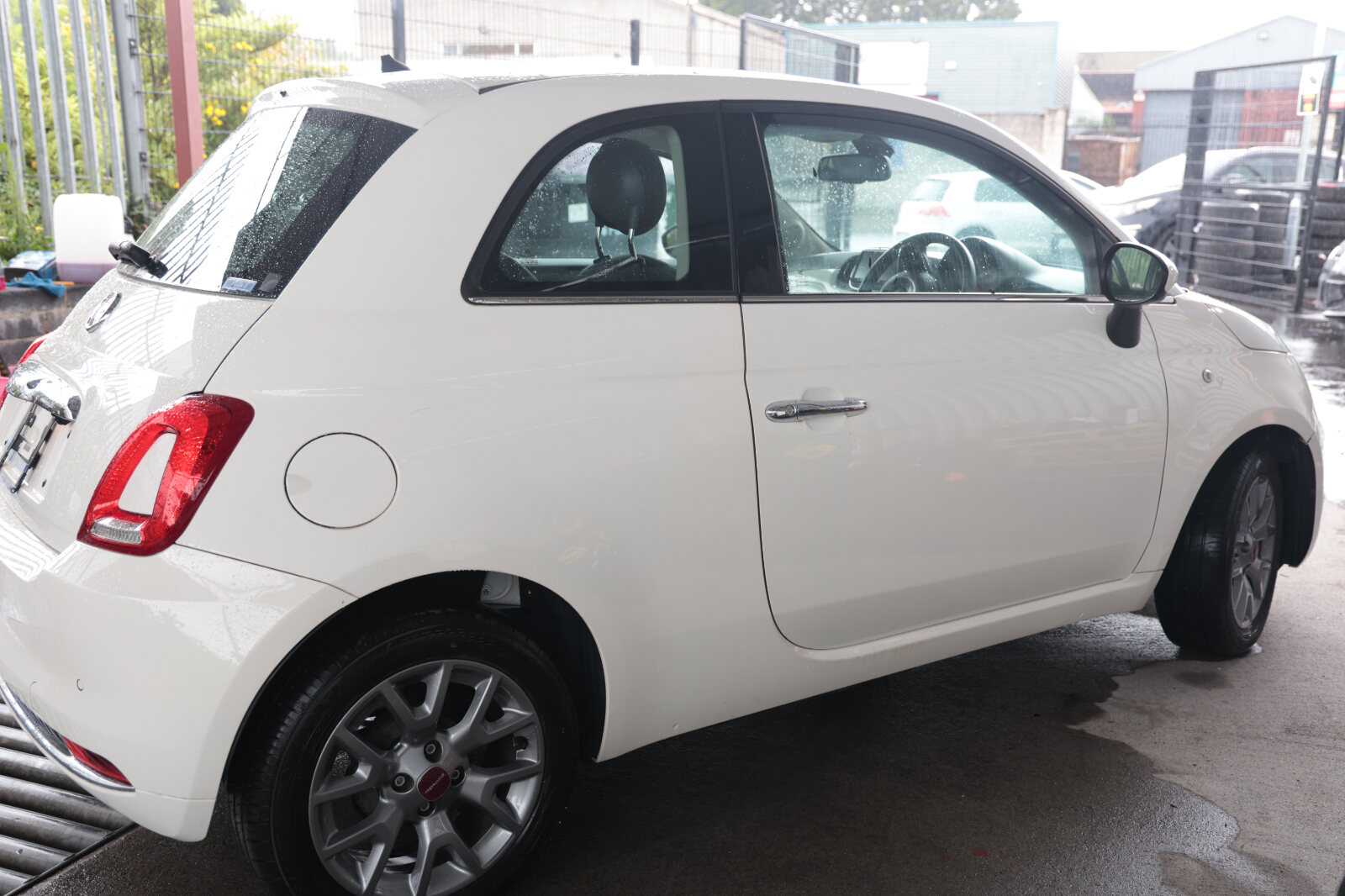 Fiat 500 White - Image 19