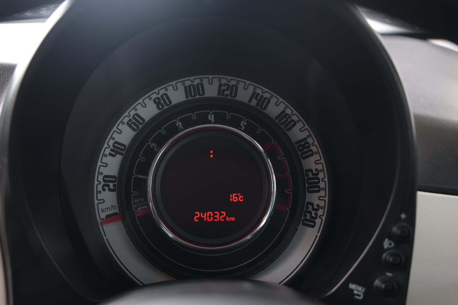Fiat 500 White - Image 35