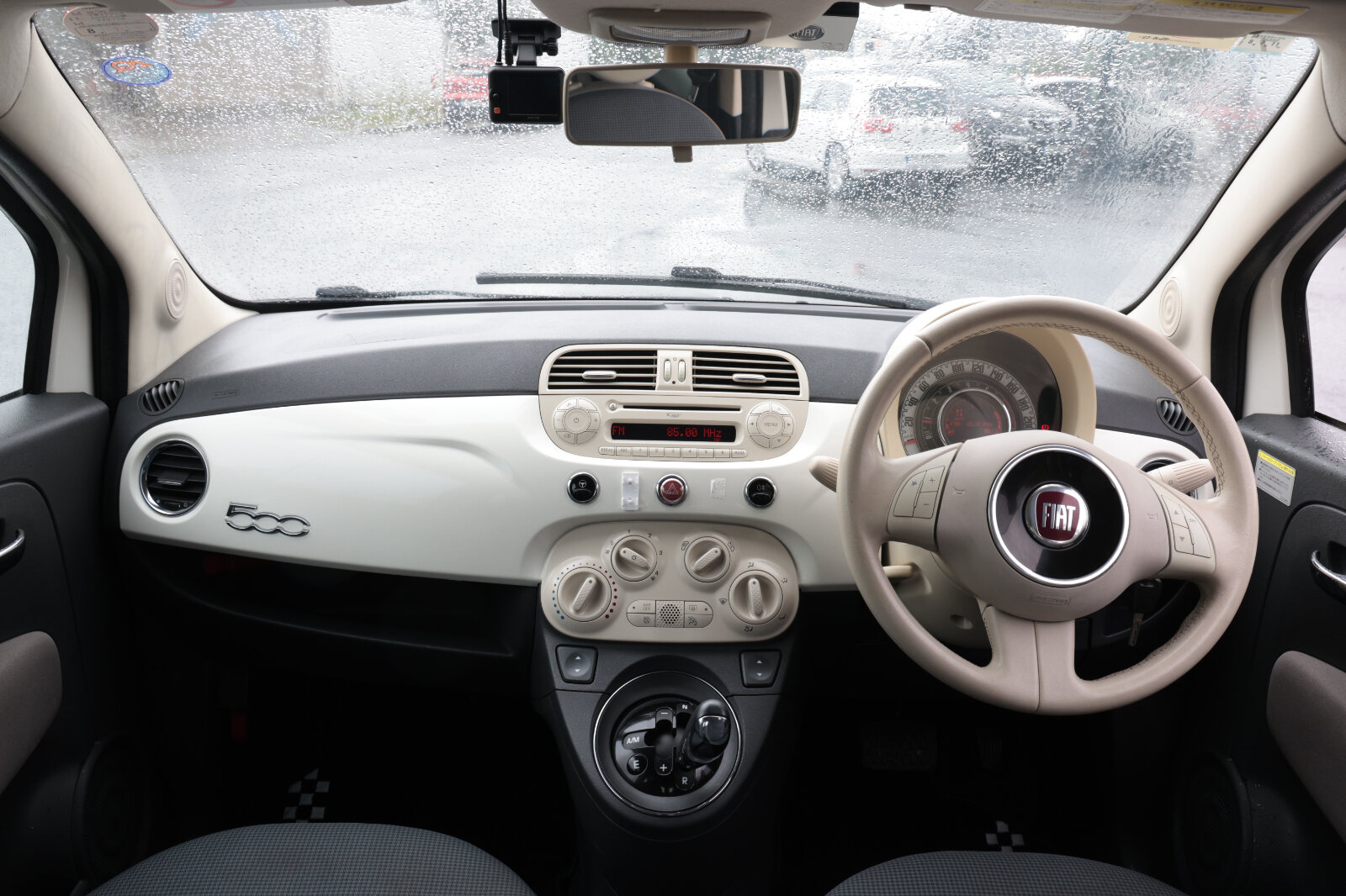 Fiat 500 White - Image 34