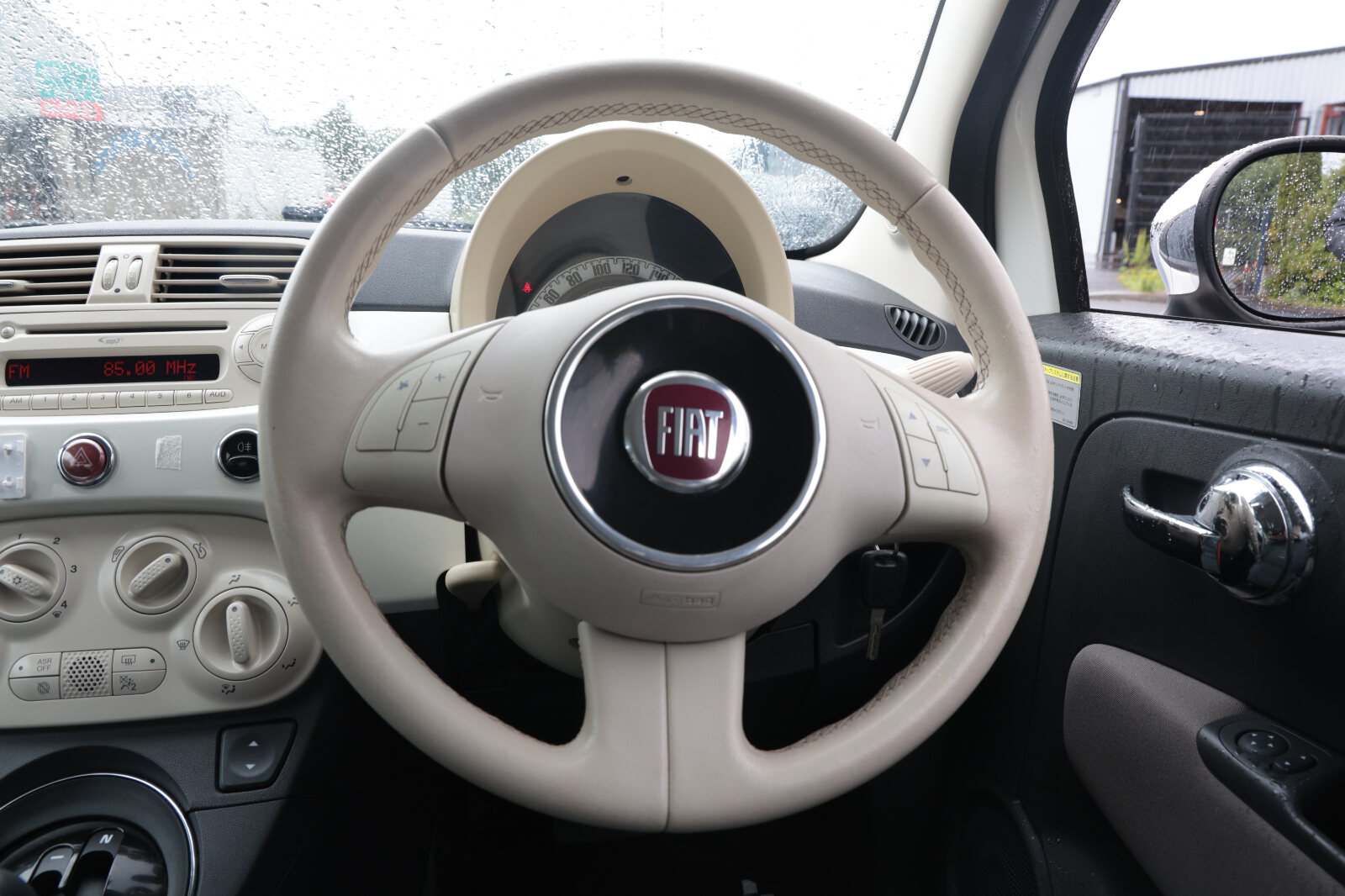 Fiat 500 White - Image 43