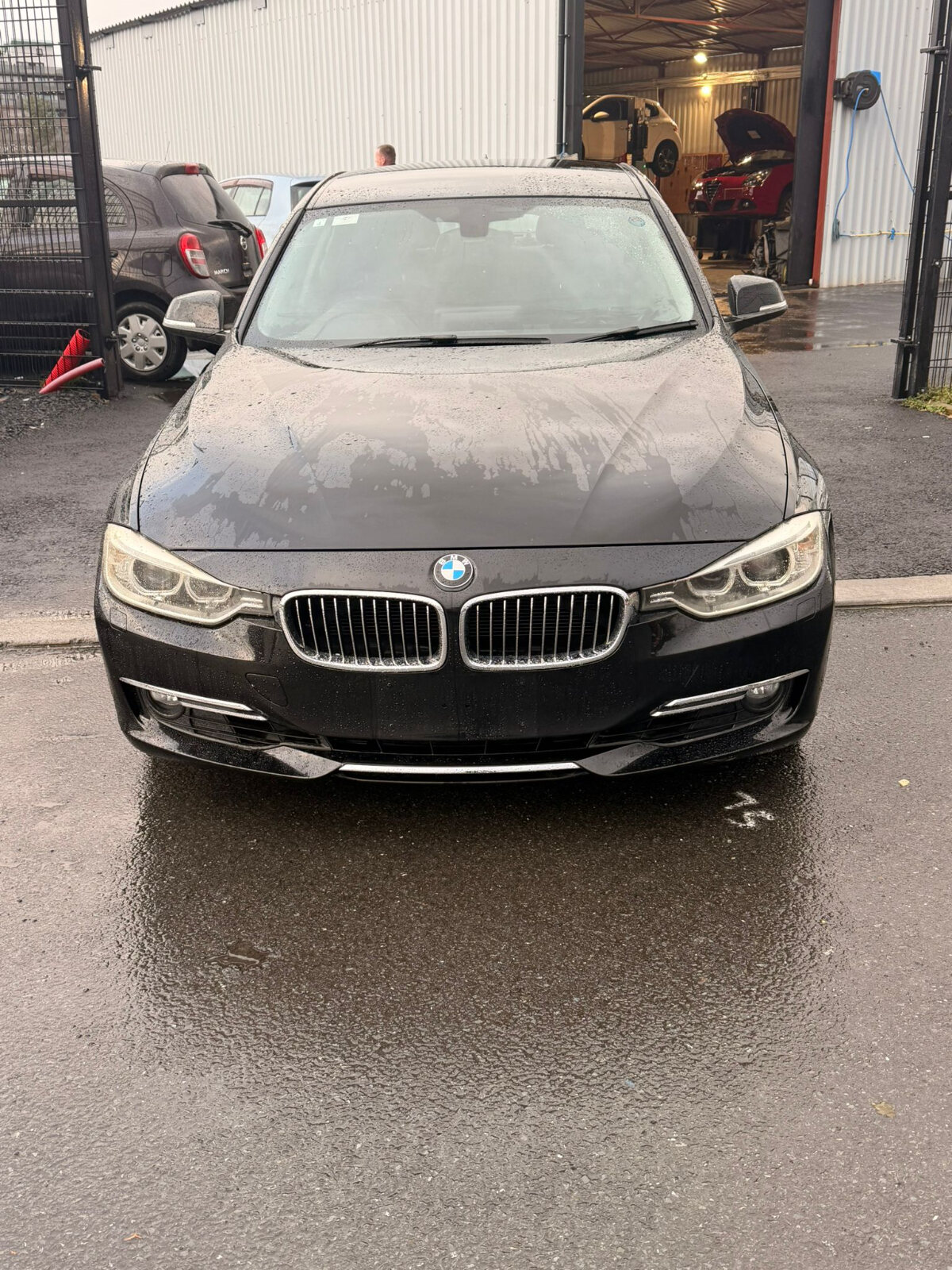 Main car image