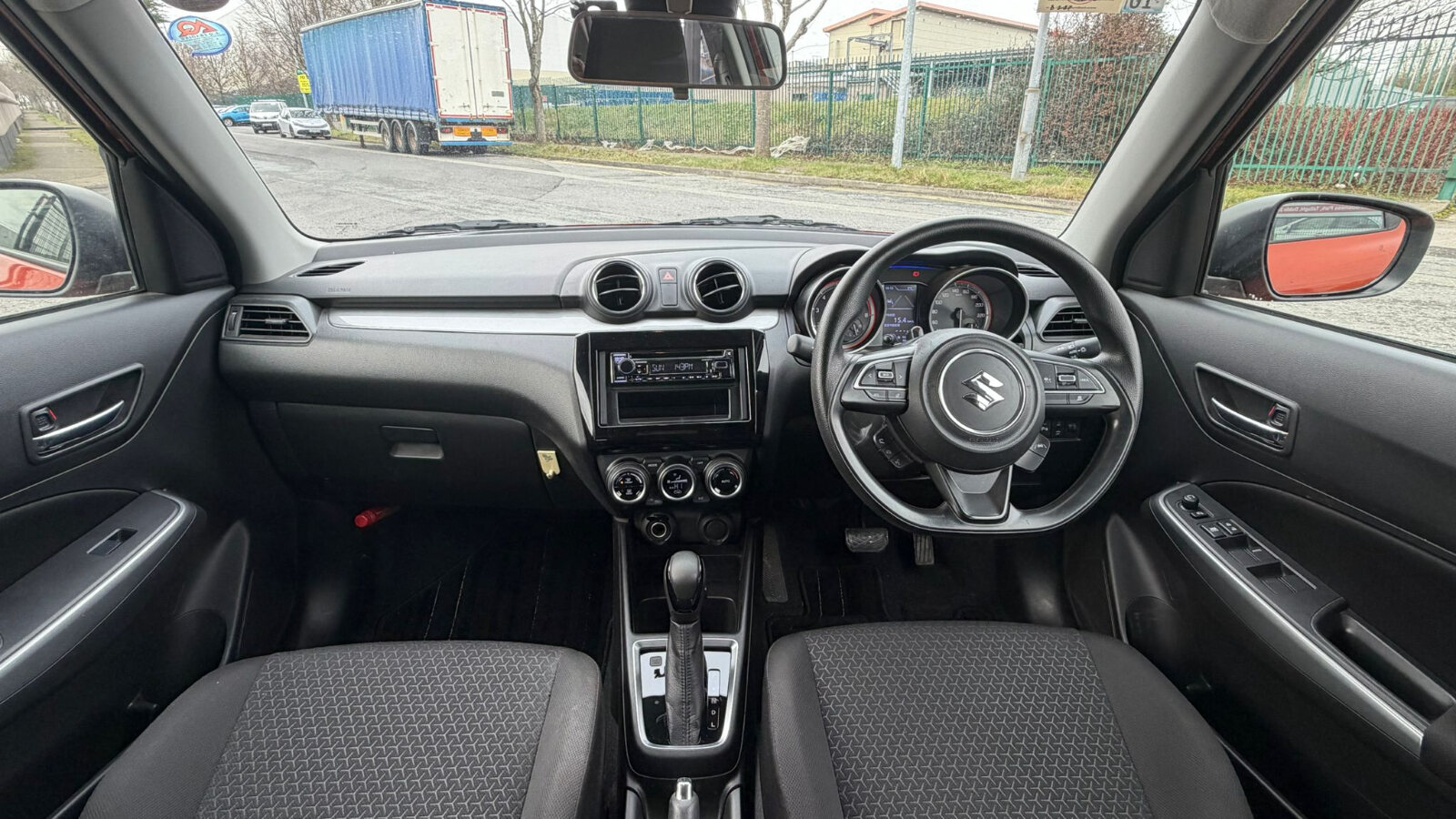 SUZUKI SWIFT Hybrid 2020 - Image 18