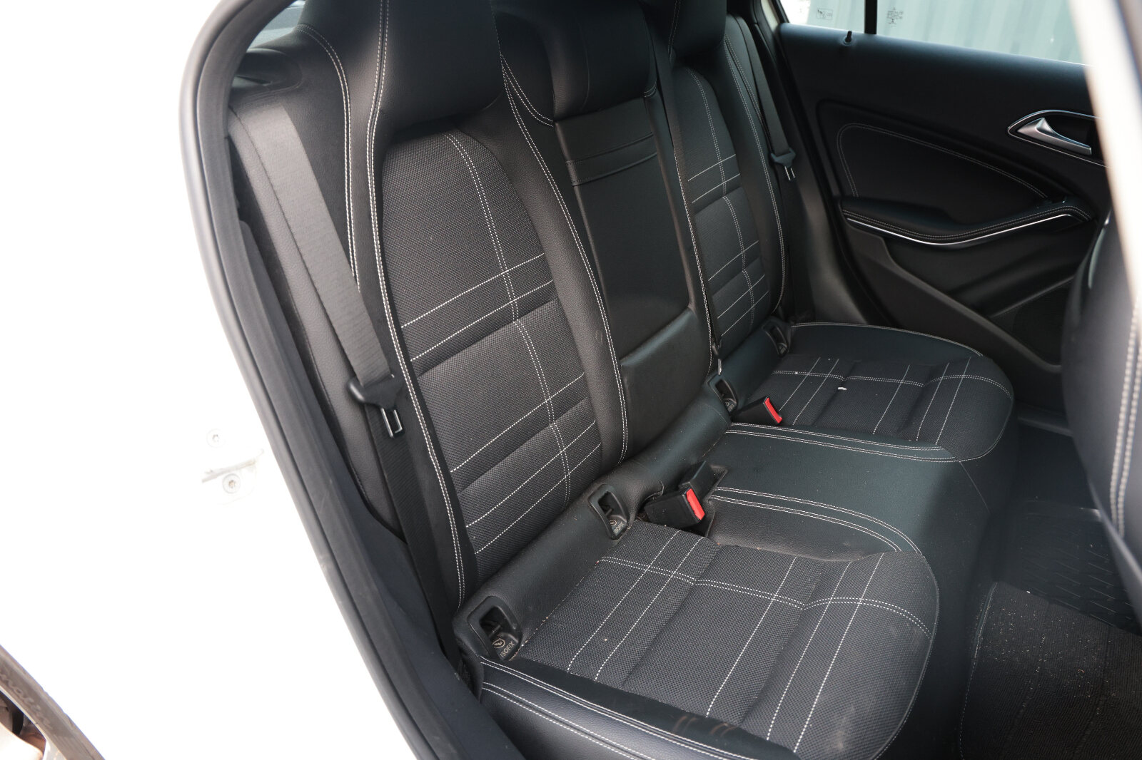 Mercedes-Benz A180 2014 - Image 10
