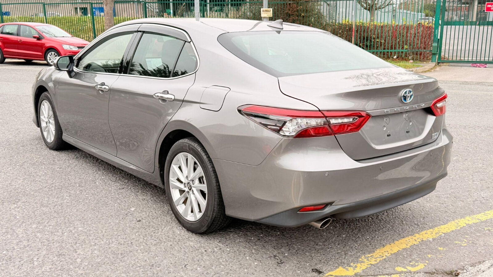 TOYOTA CAMRY HYBRID 2021 GREY - Image 5