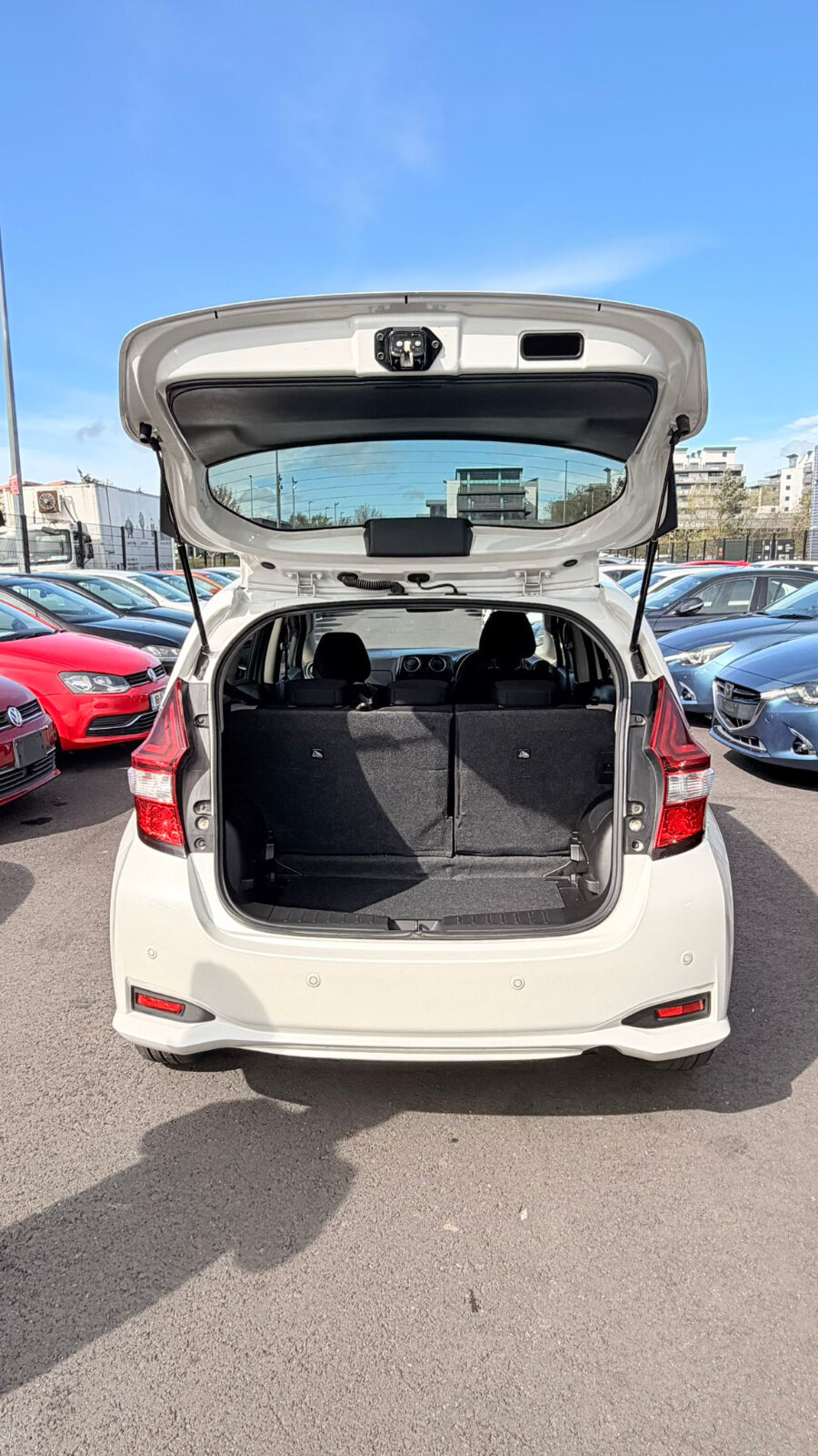 Nisan Note Hybrid 2020 - Image 9