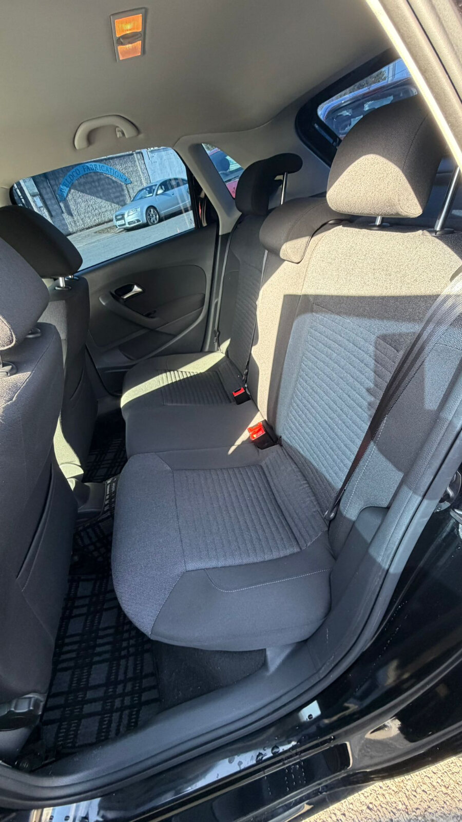 VW POLO 2013 - Image 12