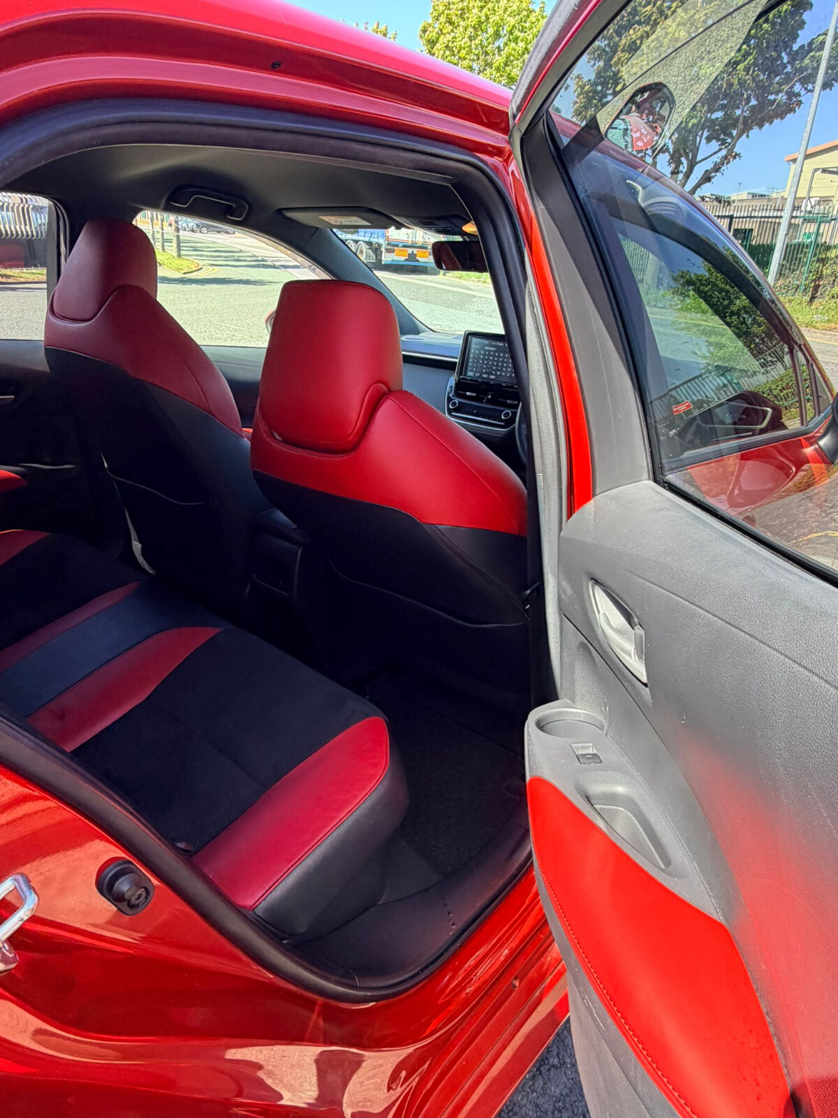 2018 Toyota Corolla Sport - Image 17