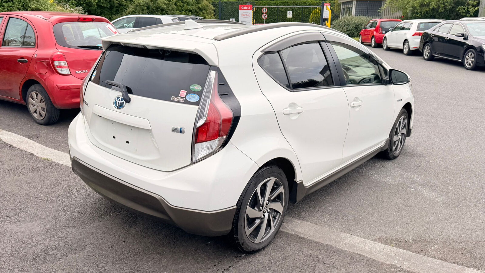 Toyota Aqua White (URBAN) - Image 7