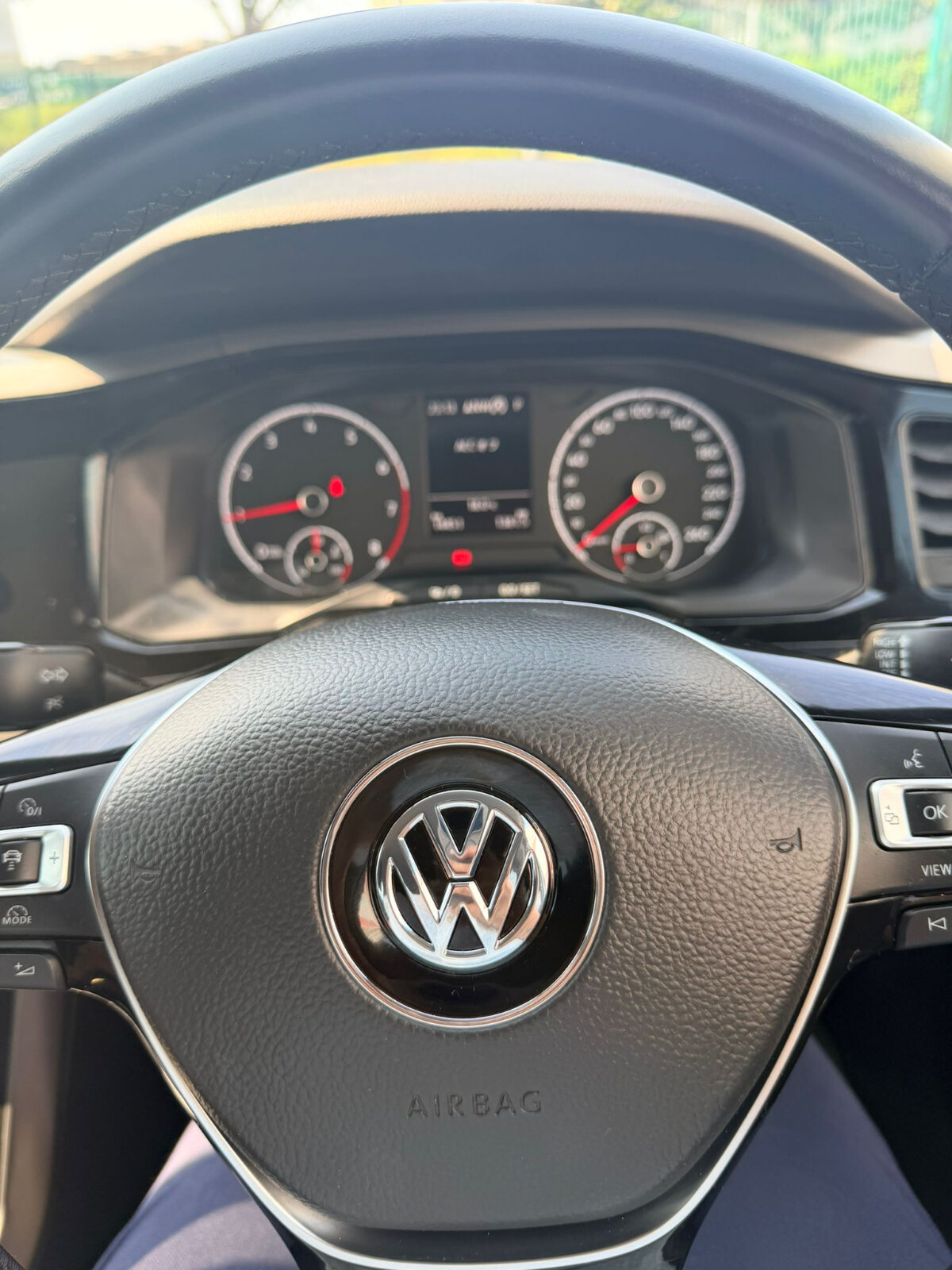 Volkswagen Polo silver - Image 13