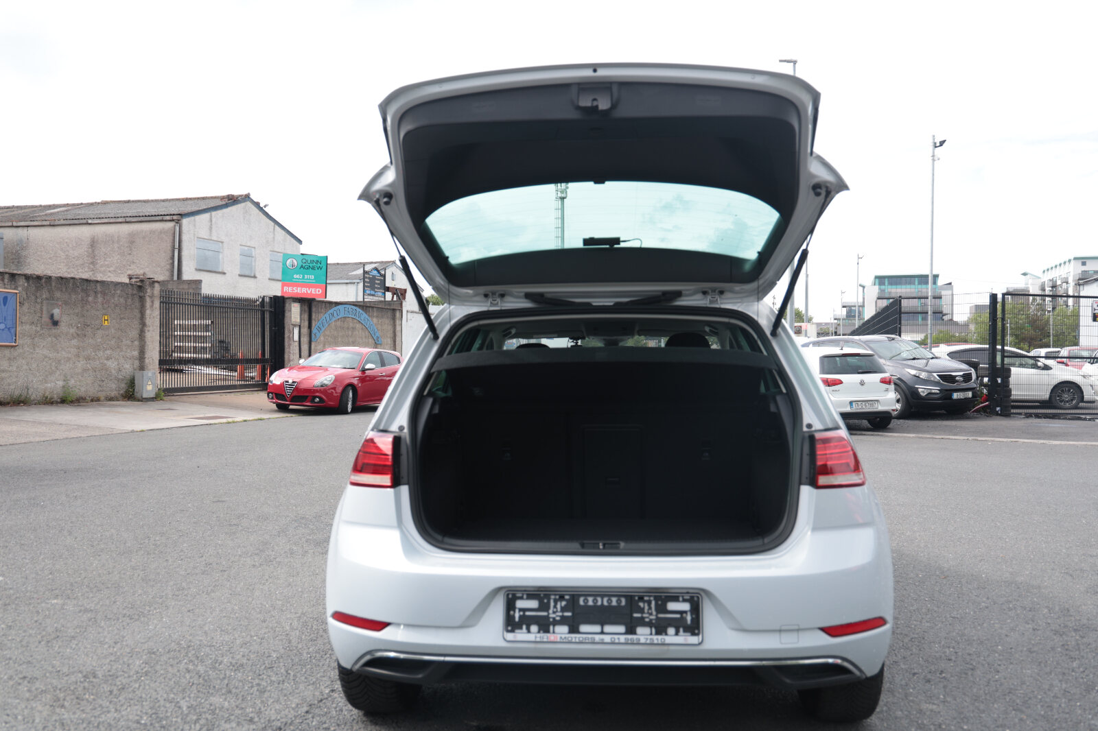 Volkswagen Golf White 2017 - Image 14