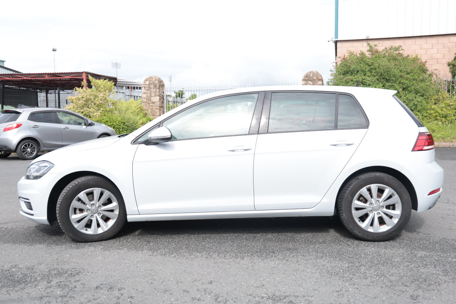 Volkswagen Golf White 2017 - Image 7