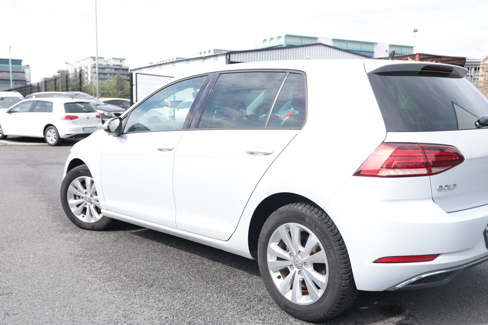 Volkswagen Golf White 2017 - Image 9