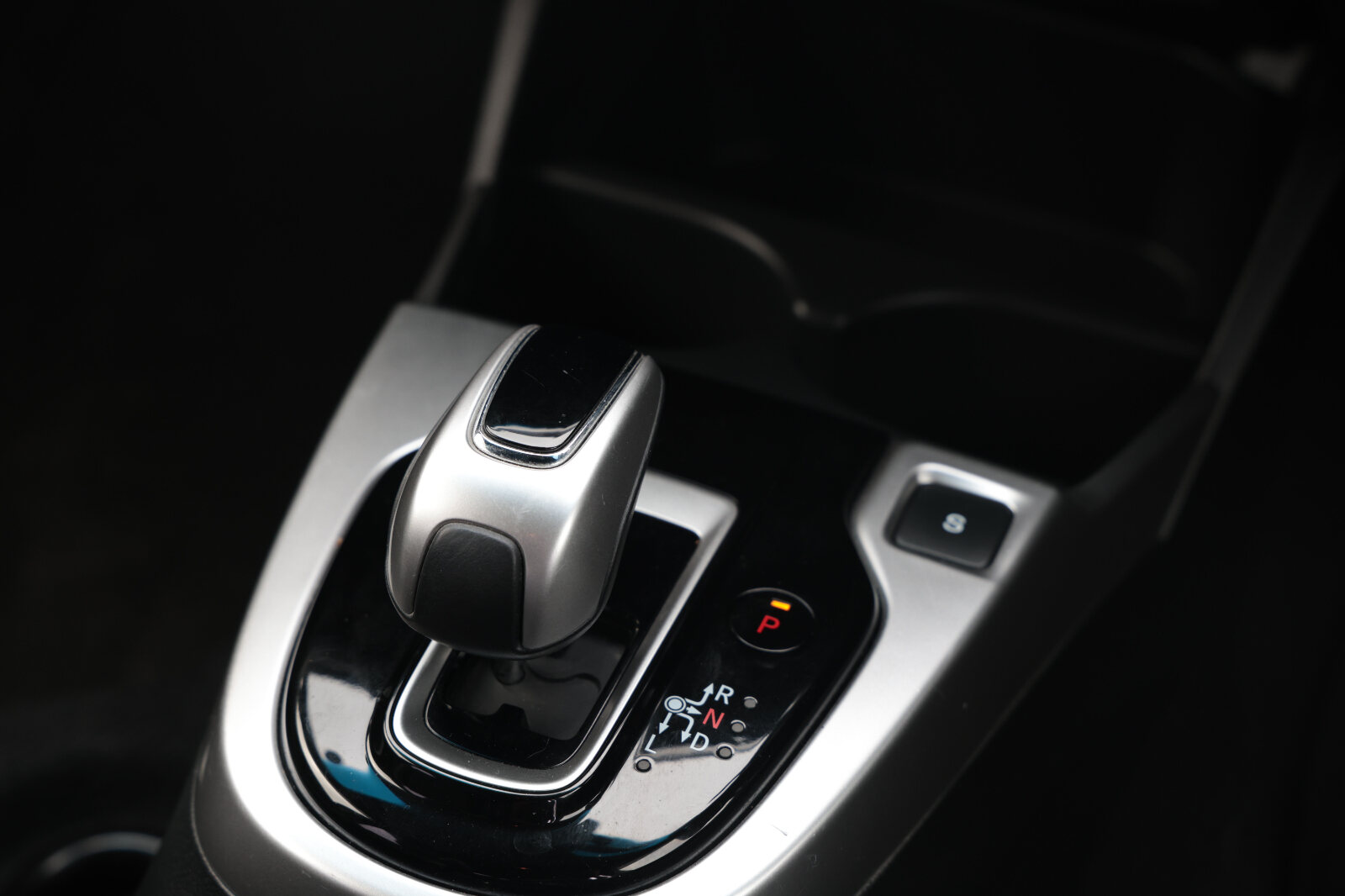 HONDA FIT 2019 HYBRID BLACK - Image 29