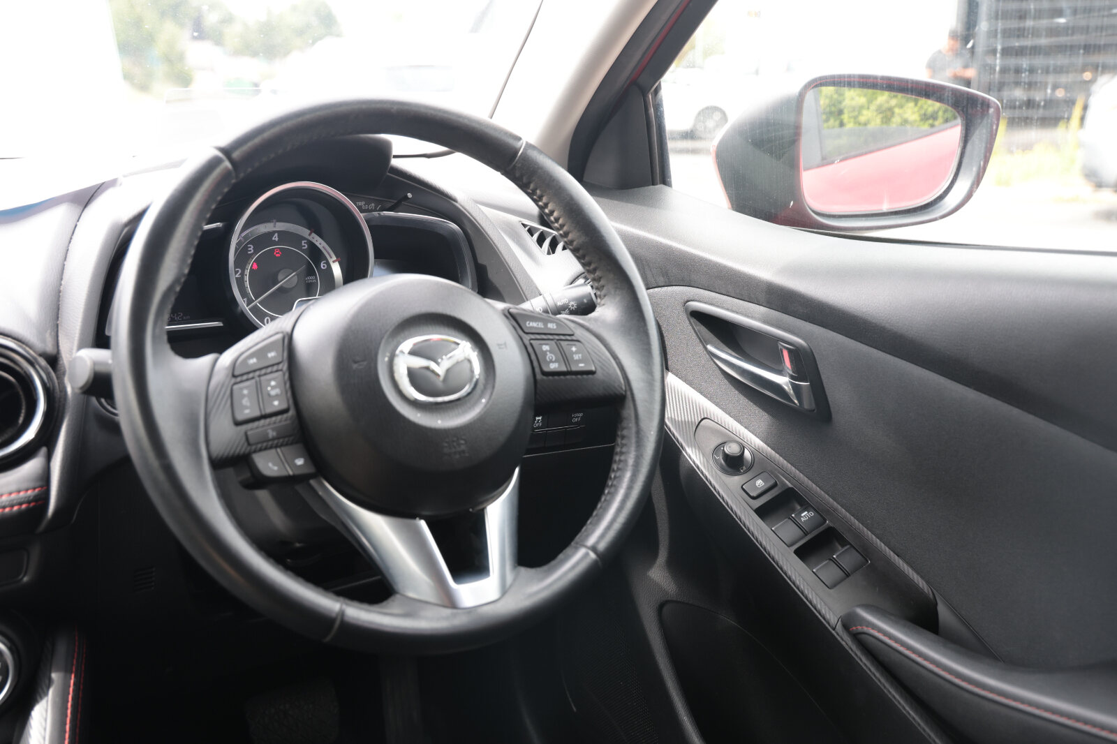 Mazda Demio 2015 - Image 24