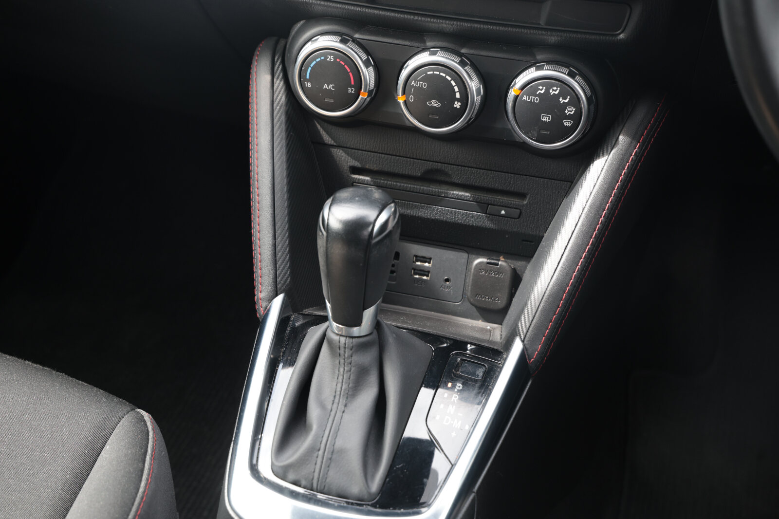 Mazda Demio 2015 - Image 21