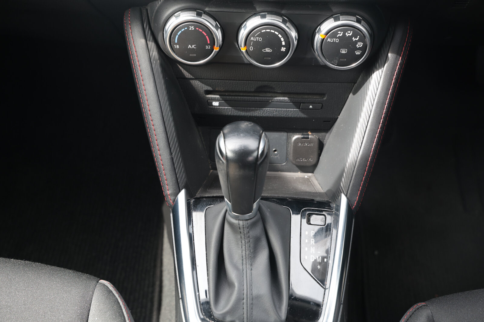 Mazda Demio 2015 - Image 20