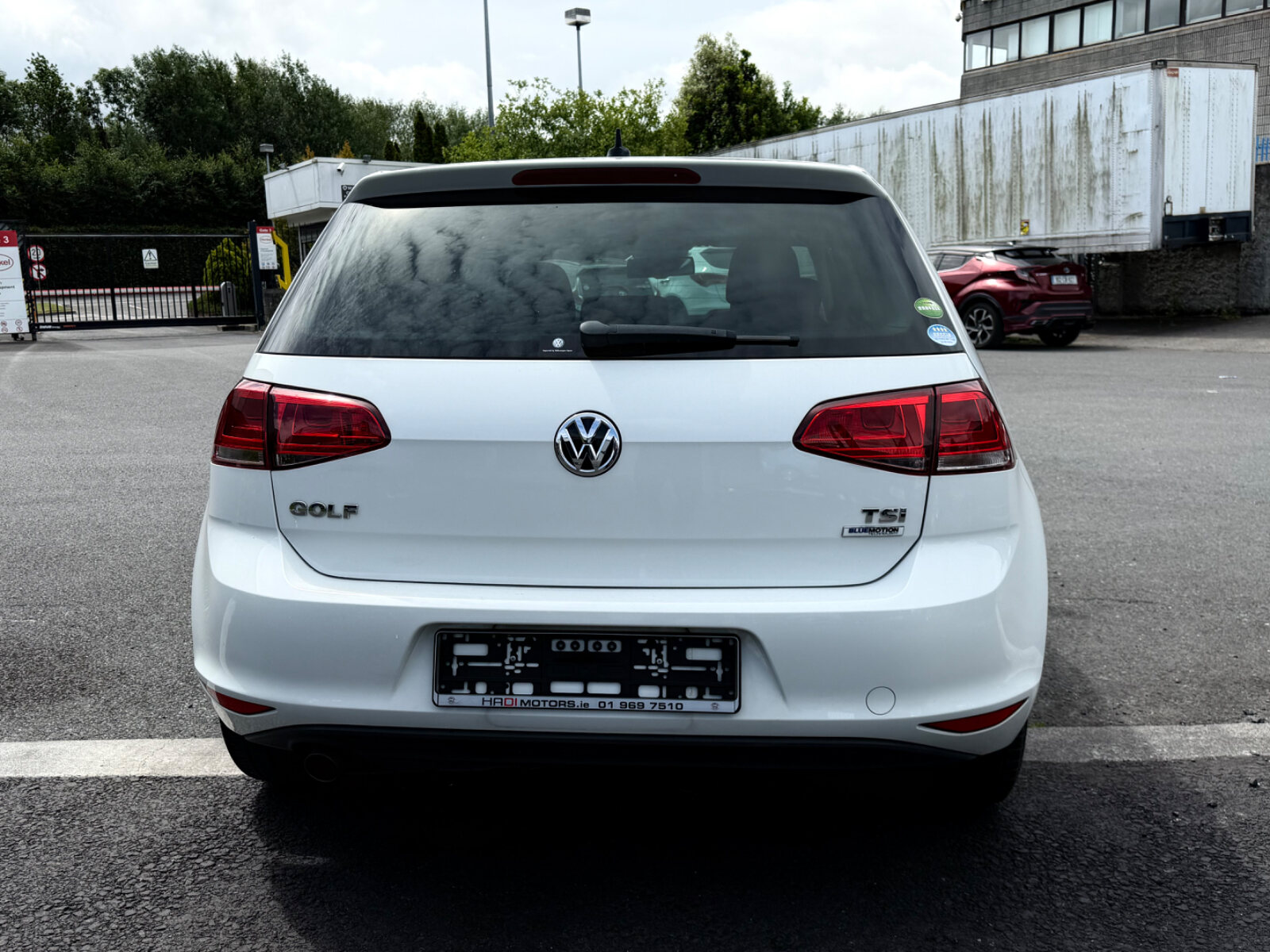 Volkswgen Golf White - Image 7