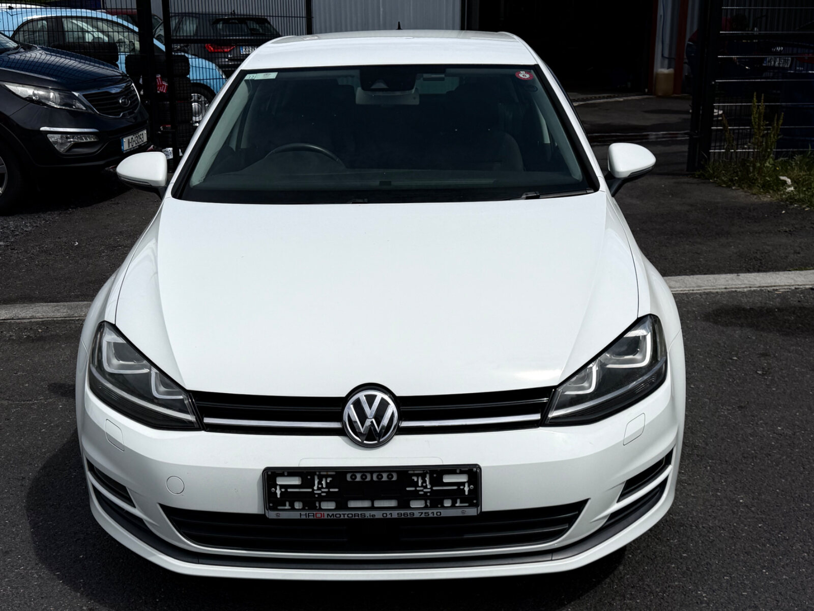 Volkswgen Golf White - Image 2
