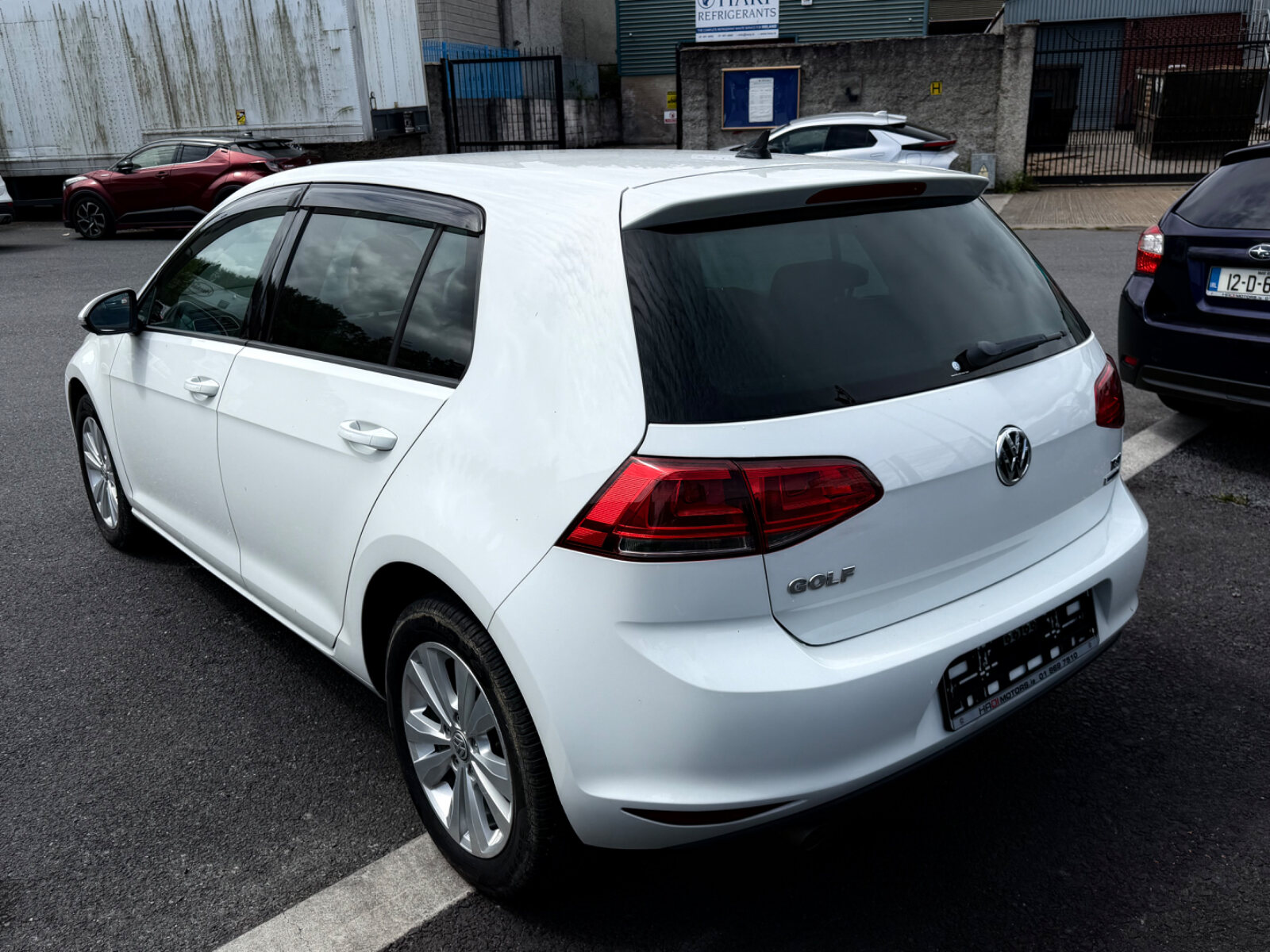 Volkswgen Golf White - Image 9