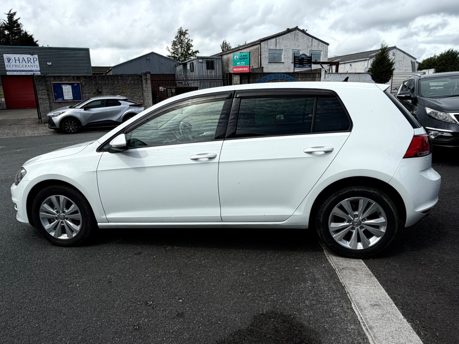 Volkswgen Golf White - Image 10