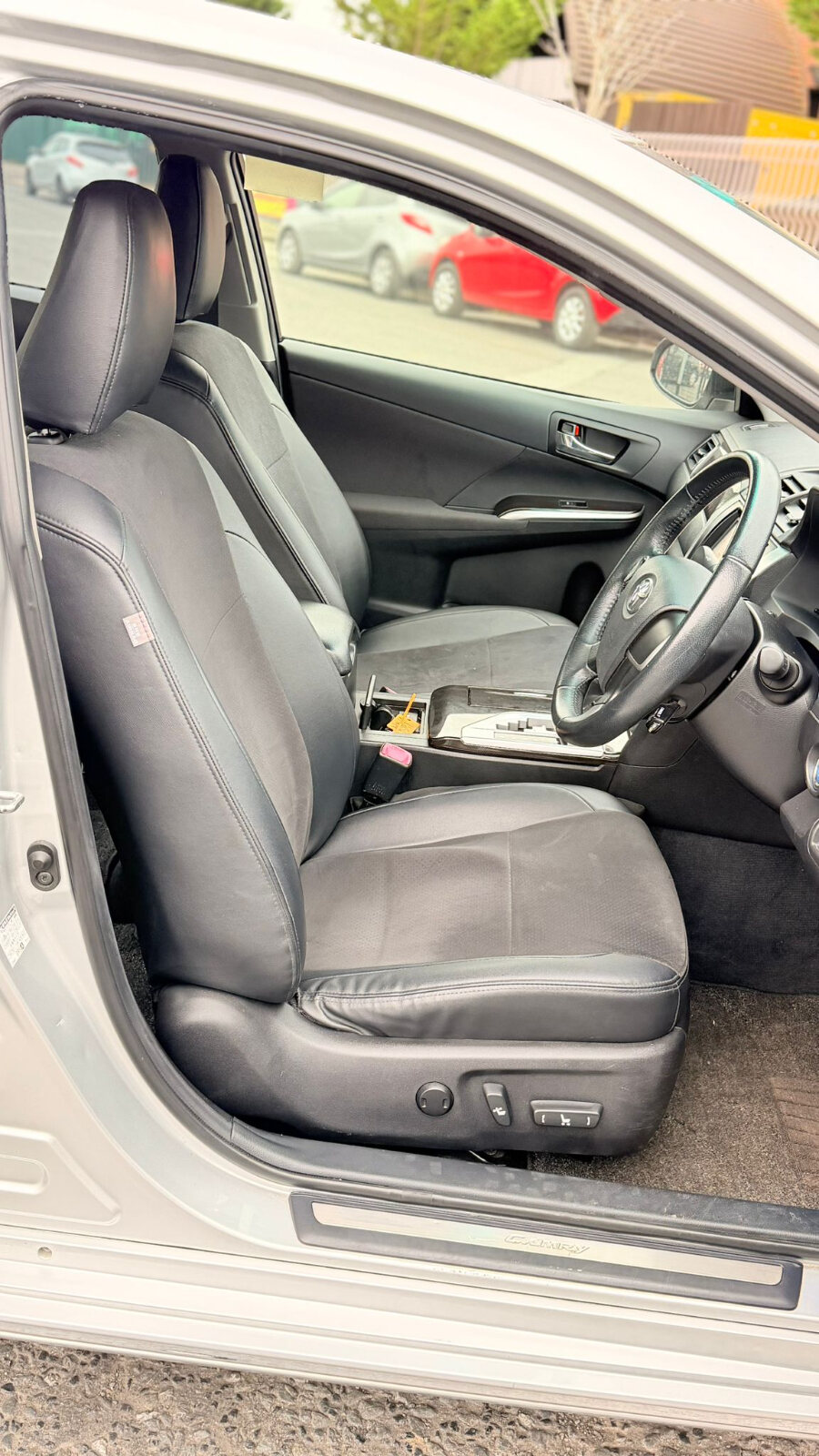 Toyota Camry Hybrid 2012 - Image 13